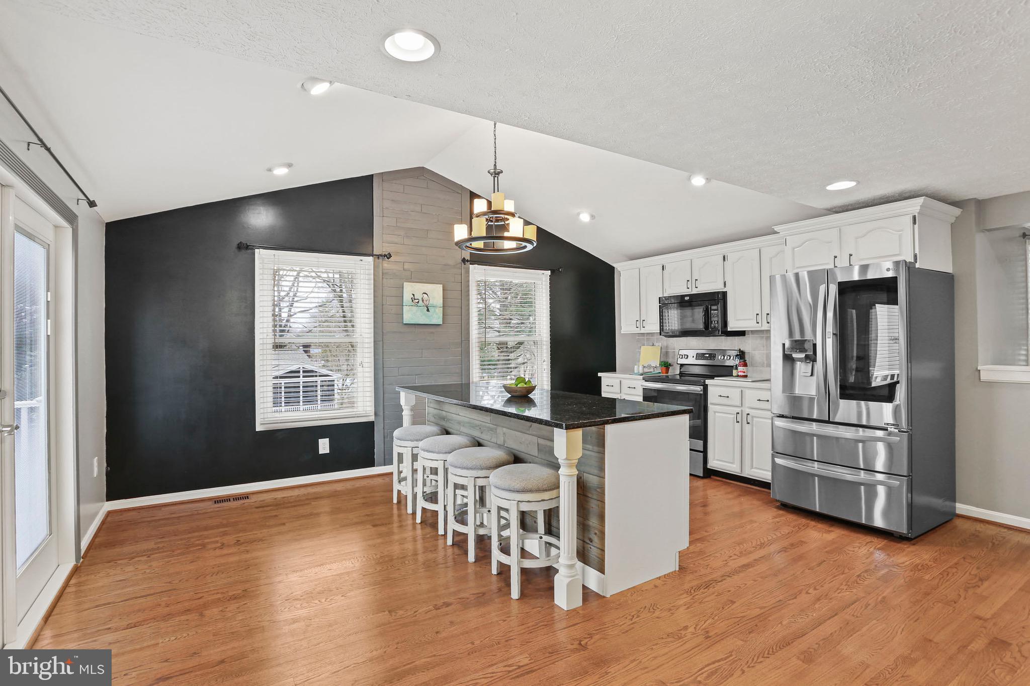 VILLAGE OF OWEN BROWN - Residential