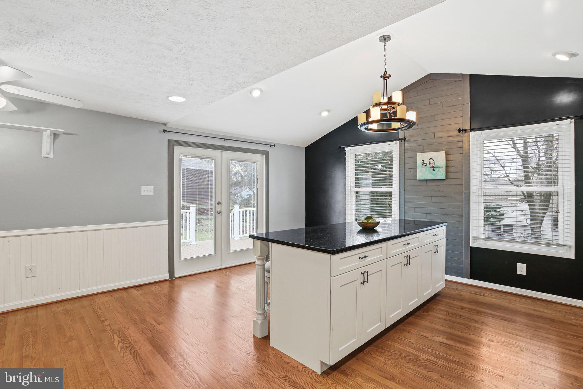 VILLAGE OF OWEN BROWN - Residential