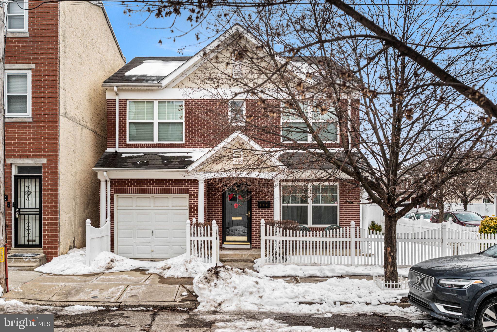 DICKINSON NARROWS - Residential