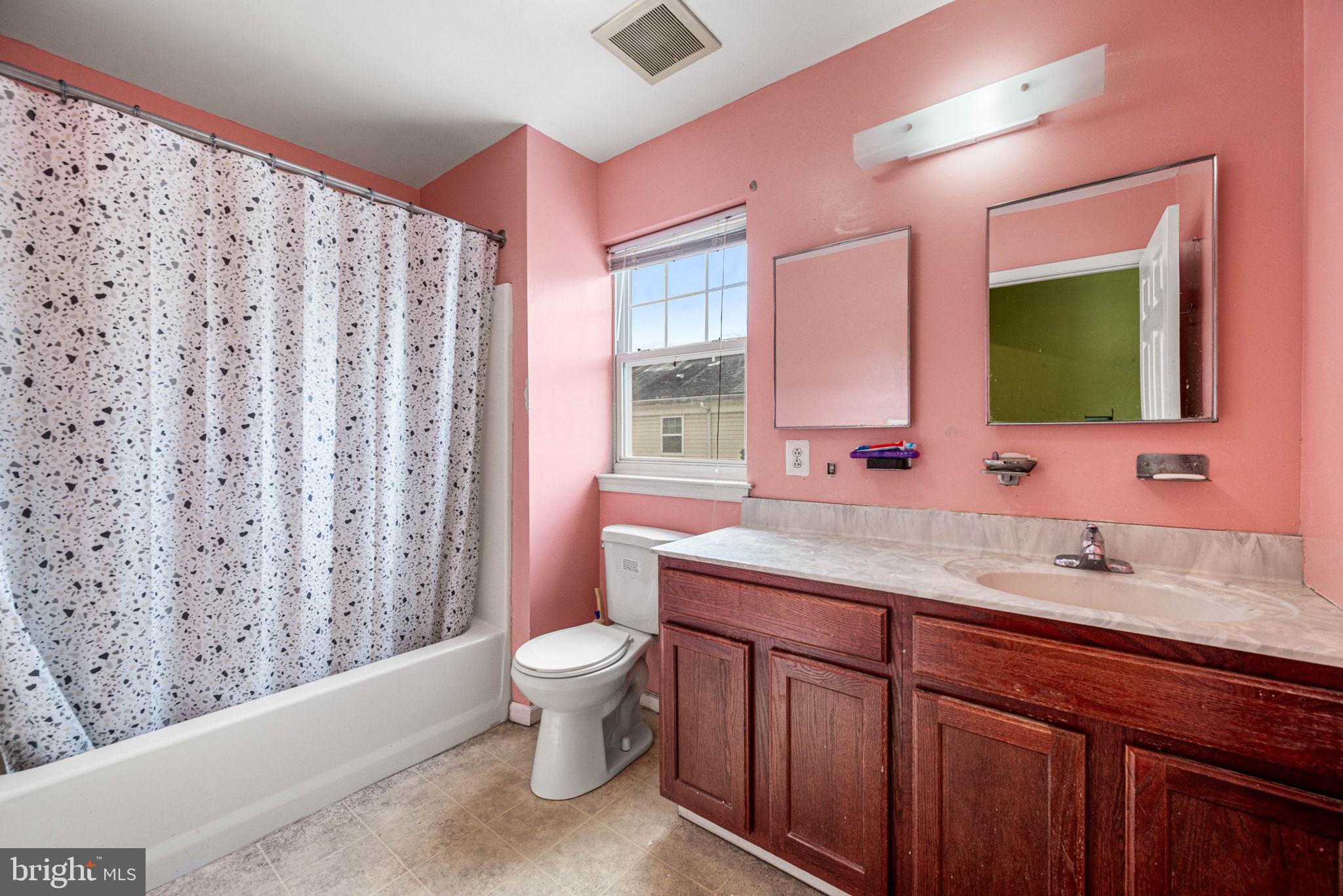 DICKINSON NARROWS - Residential