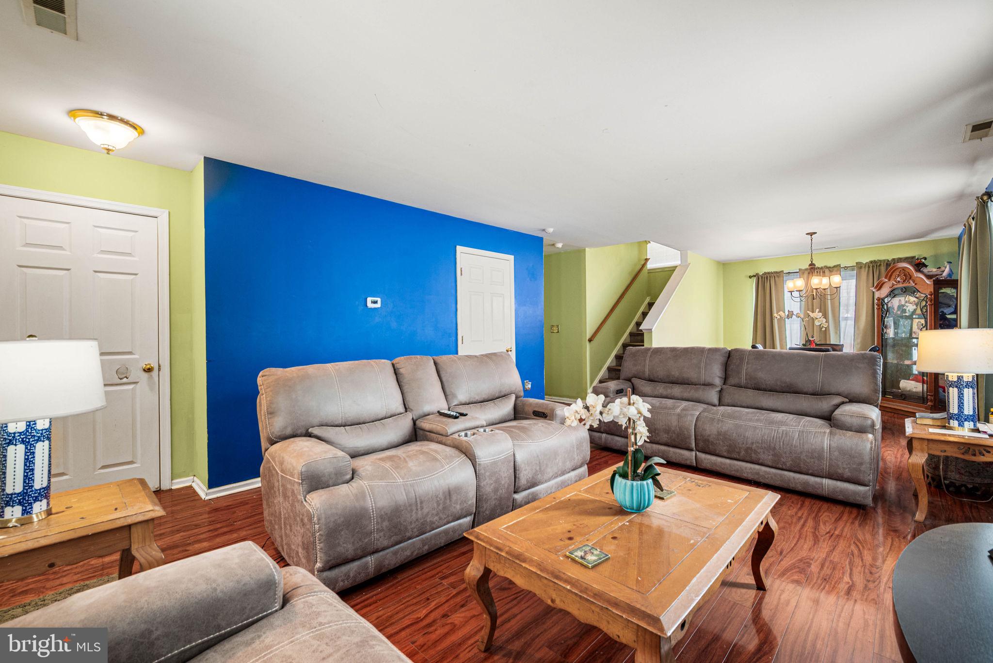 DICKINSON NARROWS - Residential