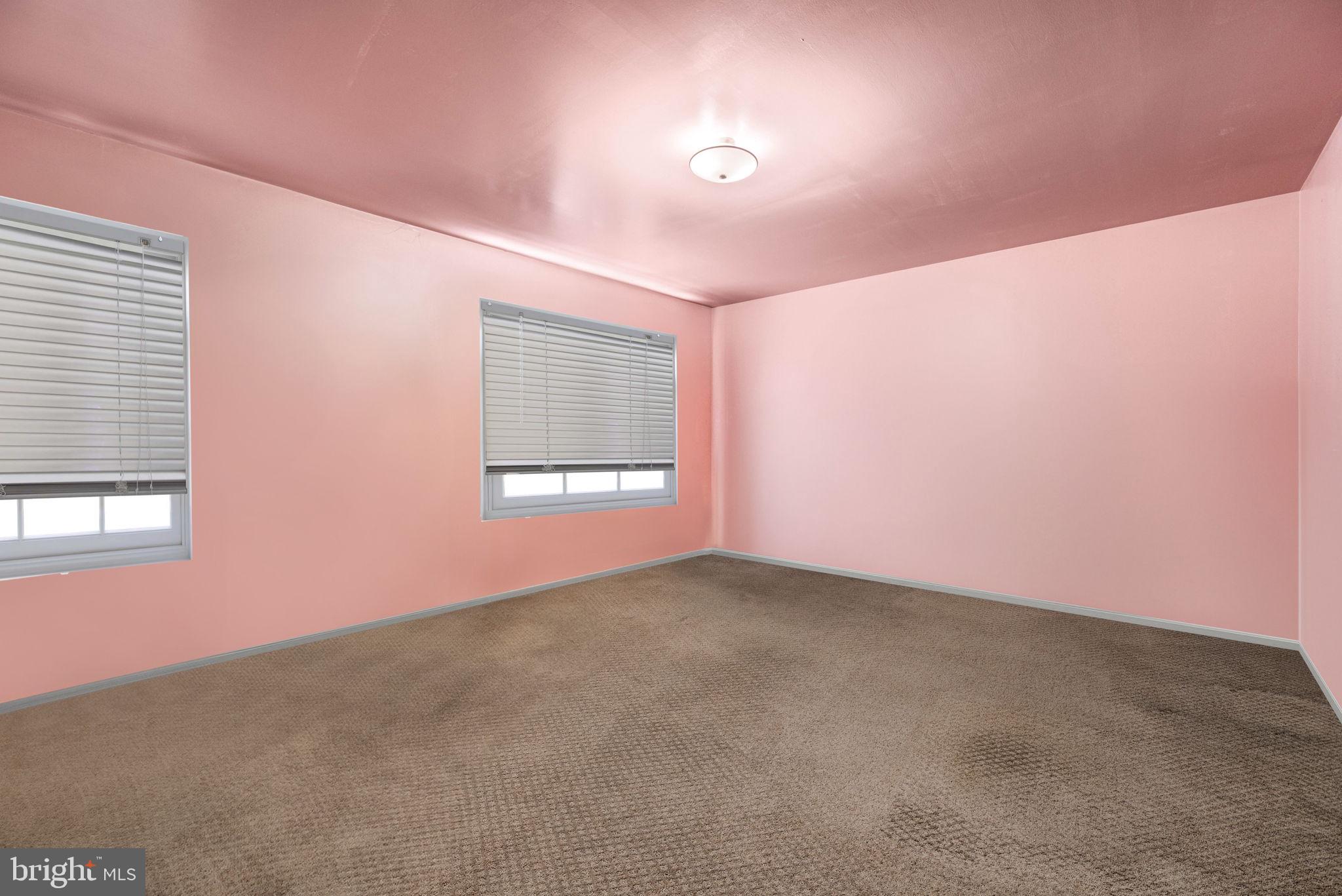 DICKINSON NARROWS - Residential