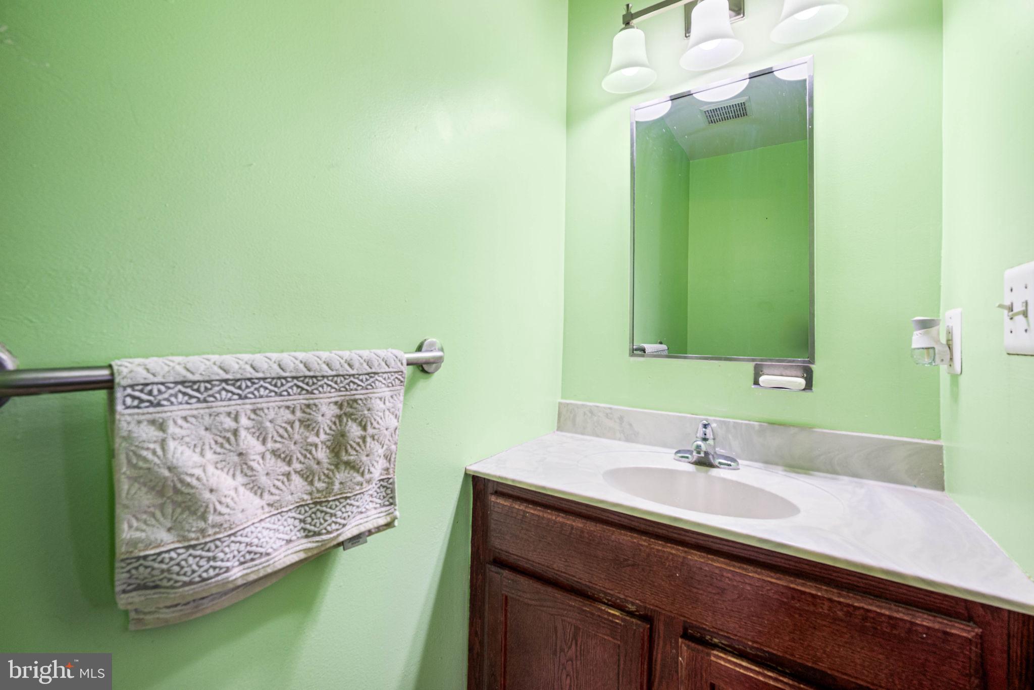 DICKINSON NARROWS - Residential