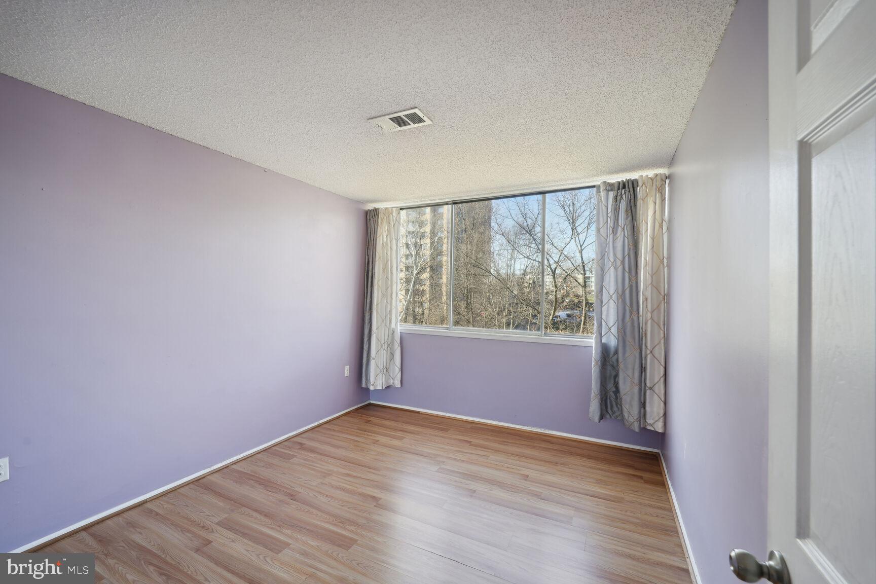 PRESIDENTIAL PARK - Residential