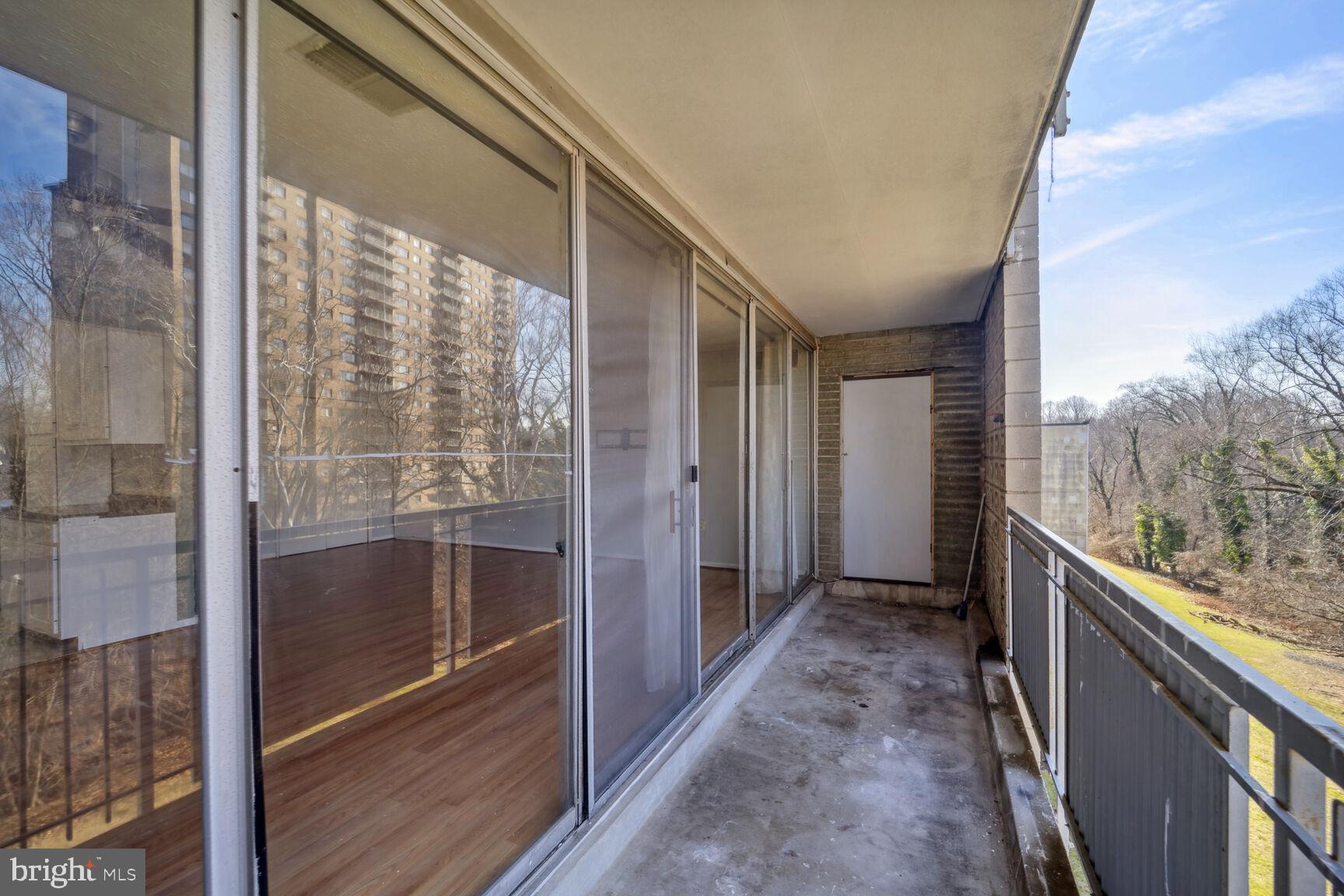 PRESIDENTIAL PARK - Residential