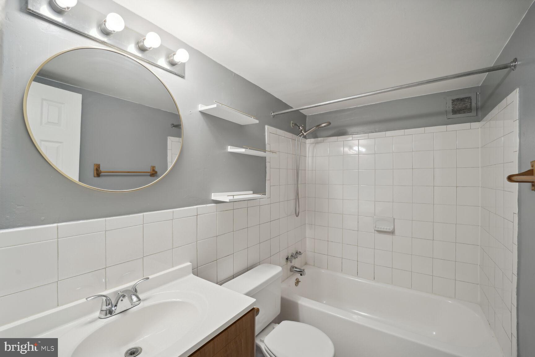 PRESIDENTIAL PARK - Residential