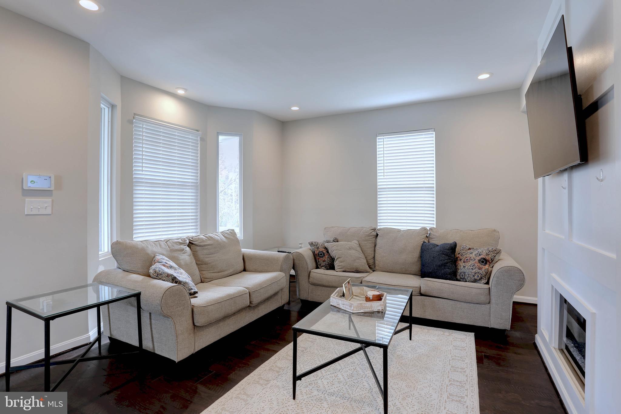 GWYNN OAK - Residential