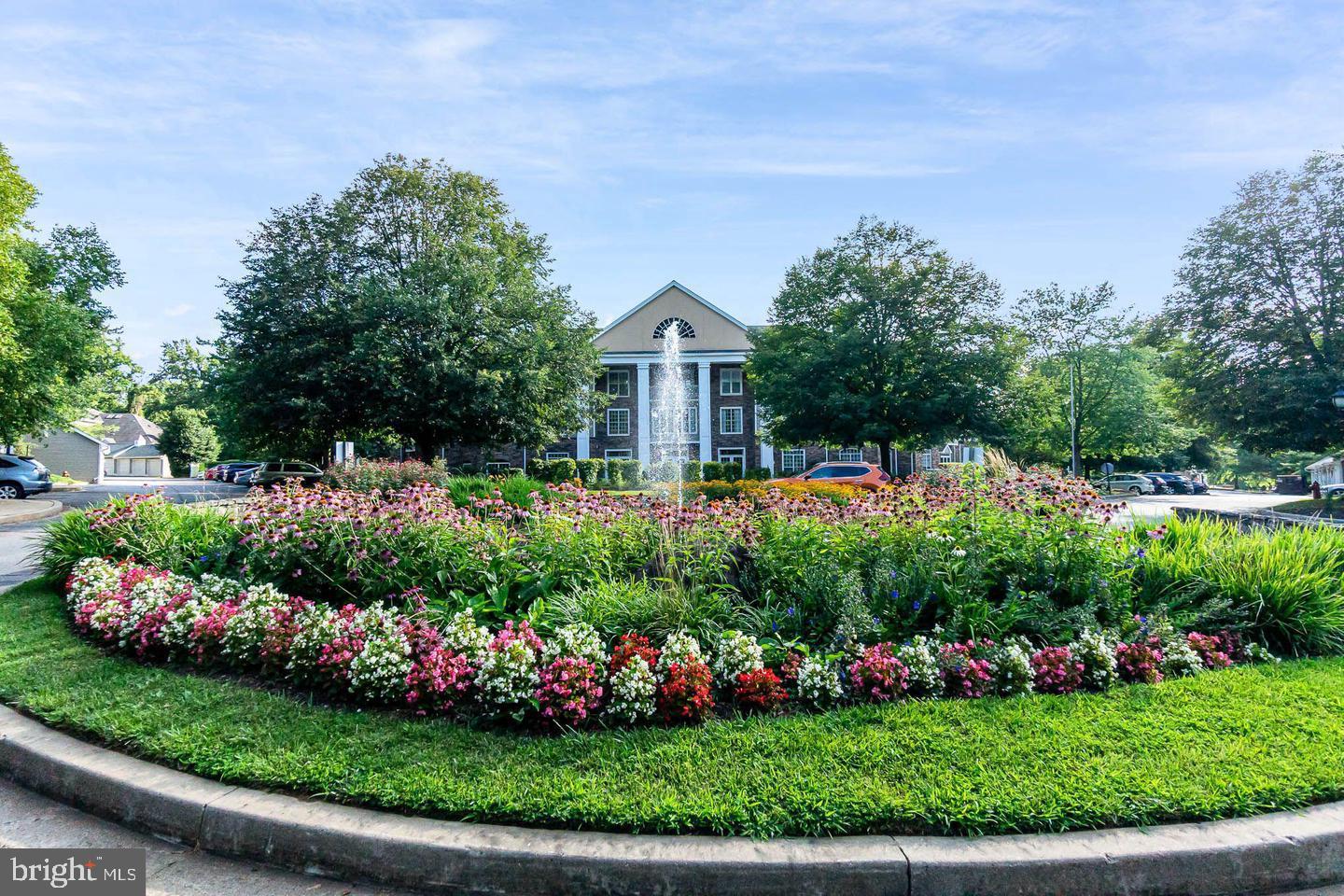 ENGLISH COUNTRY MANOR - Residential