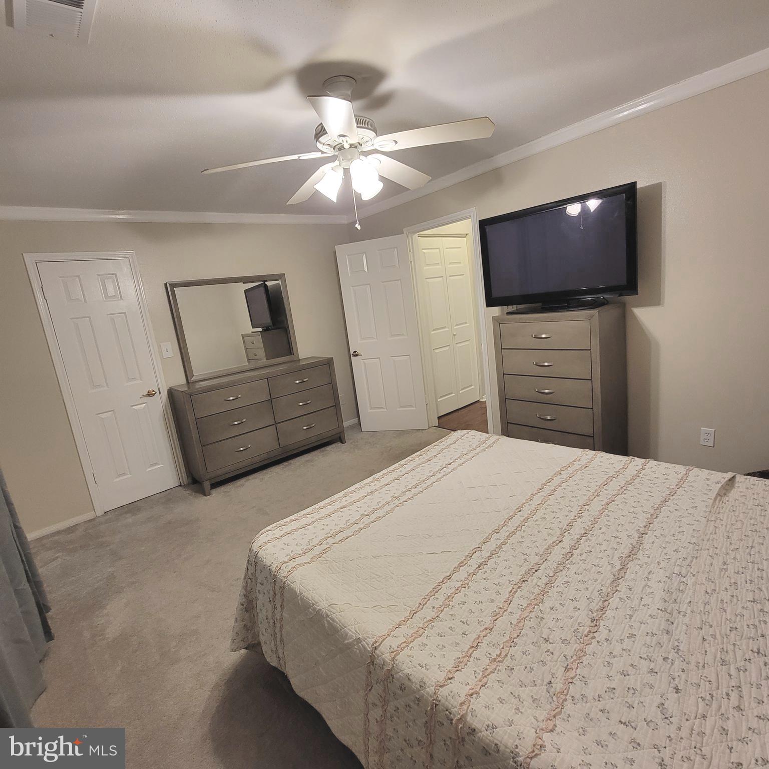 ENGLISH COUNTRY MANOR - Residential