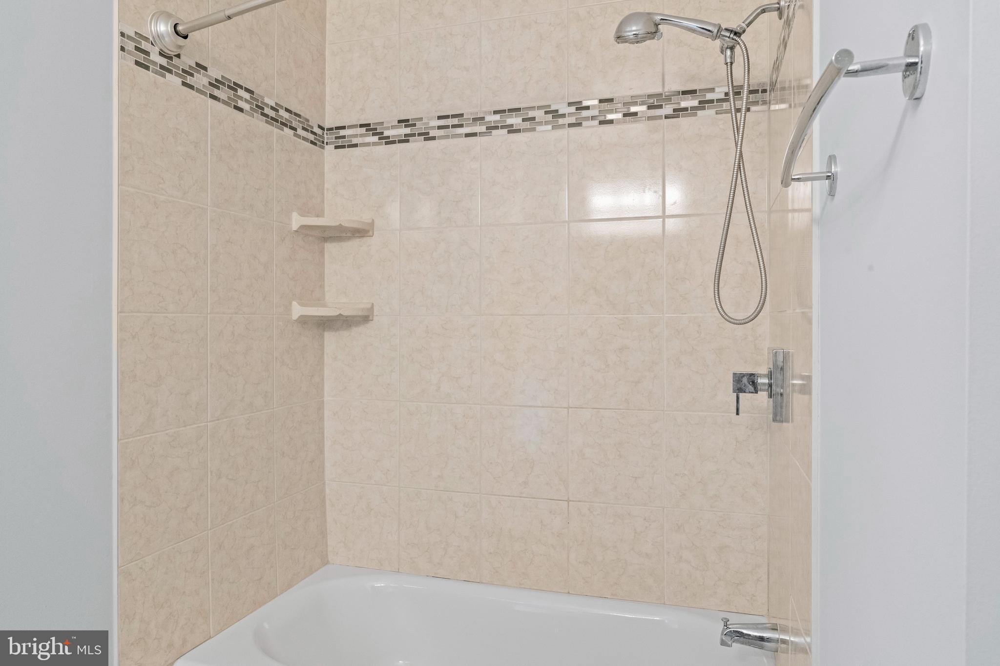 KETTERING OVERLOOK - Residential