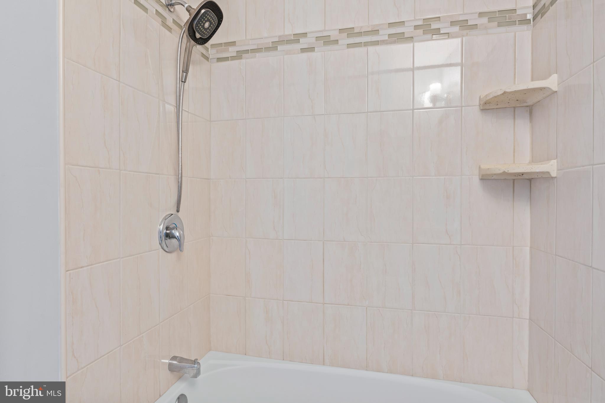 KETTERING OVERLOOK - Residential