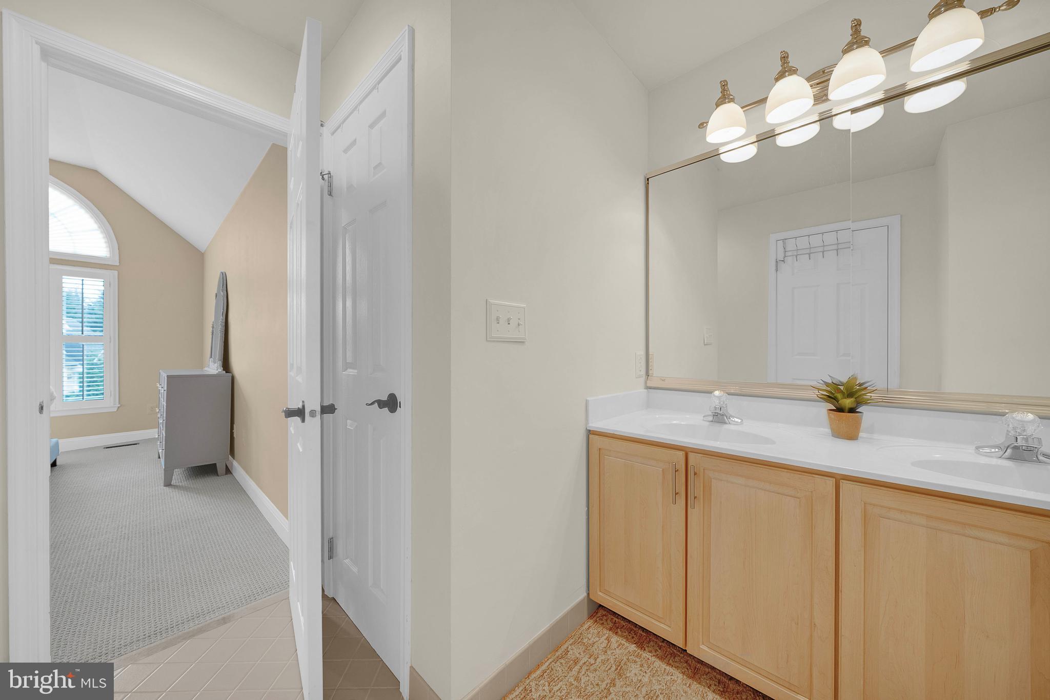 BLUE BELL CC - Residential