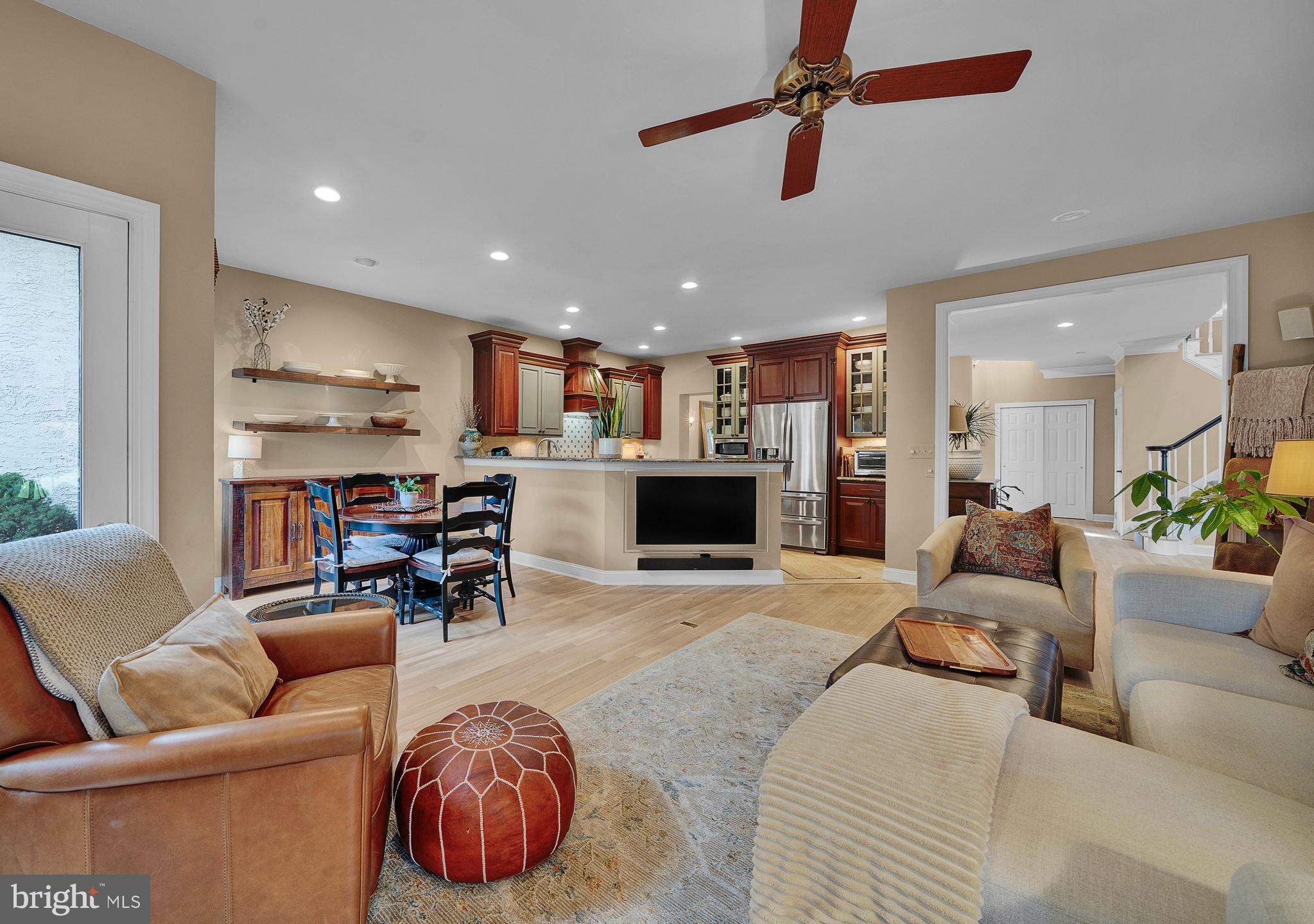 BLUE BELL CC - Residential