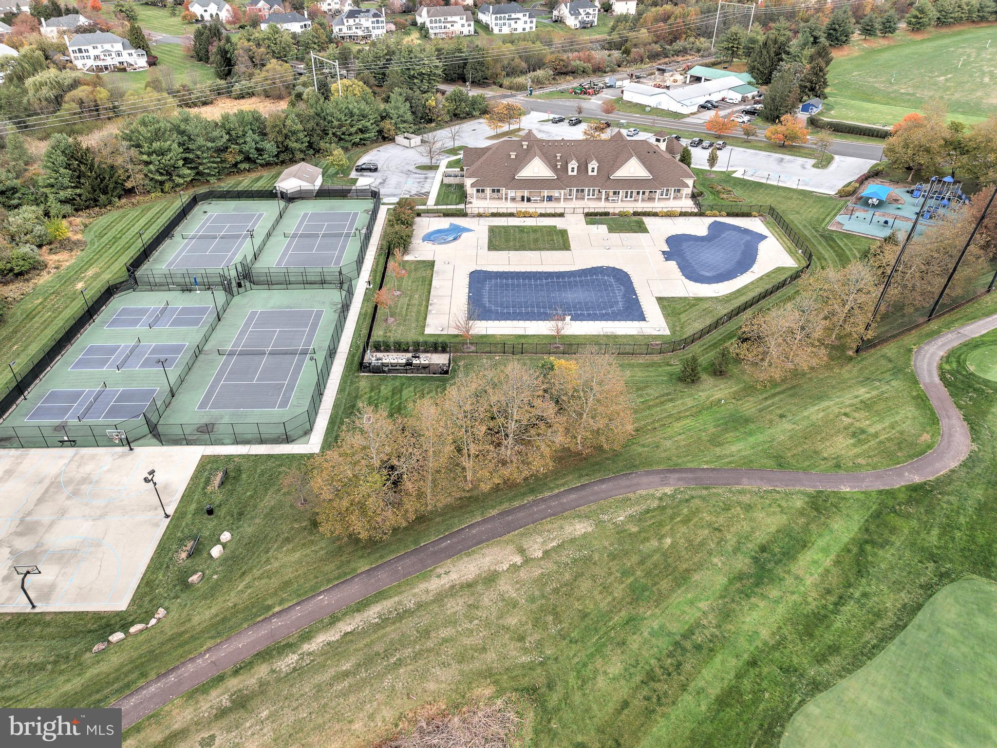 BLUE BELL CC - Residential