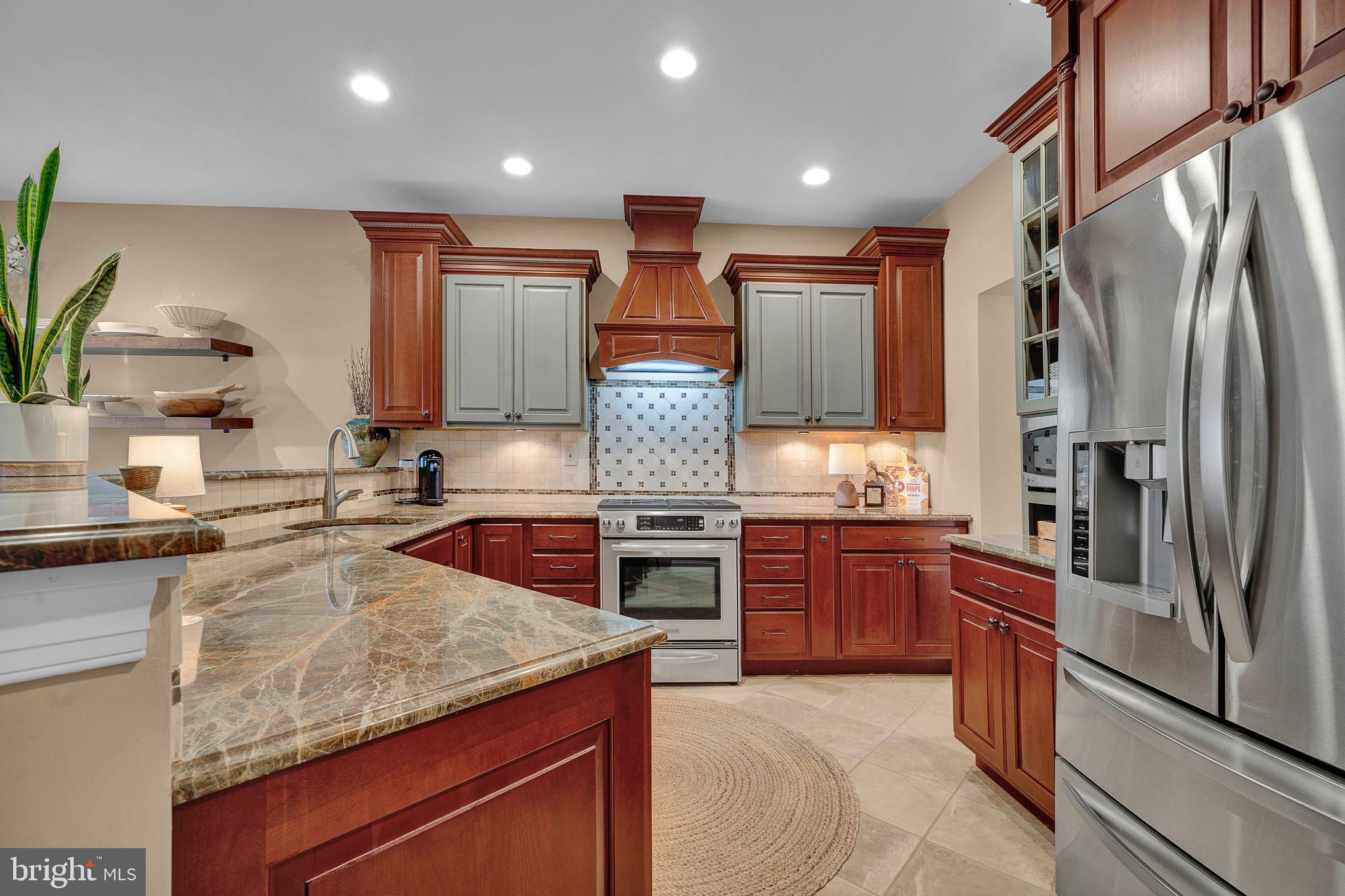 BLUE BELL CC - Residential