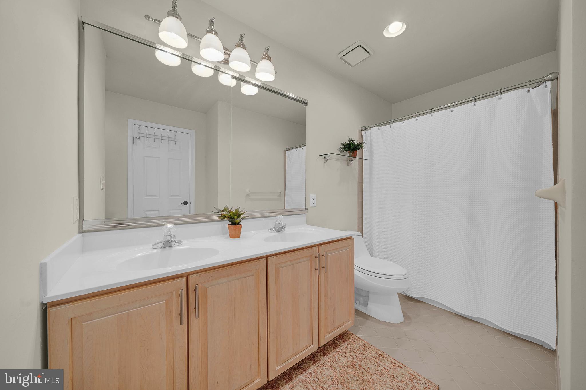 BLUE BELL CC - Residential