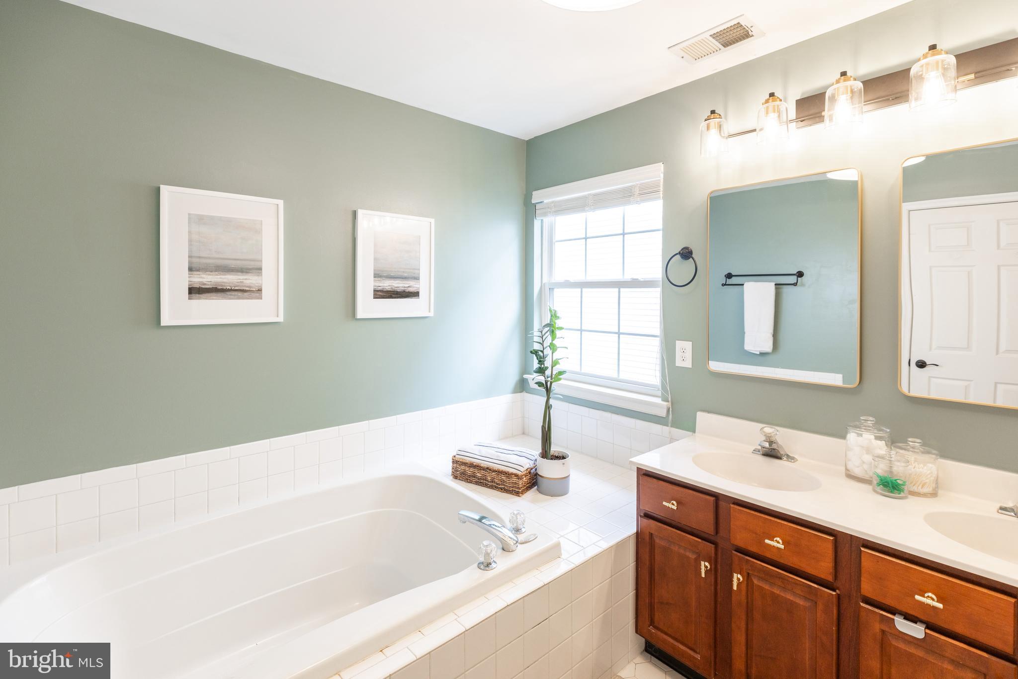 BRANDYWINE @ THORN - Residential