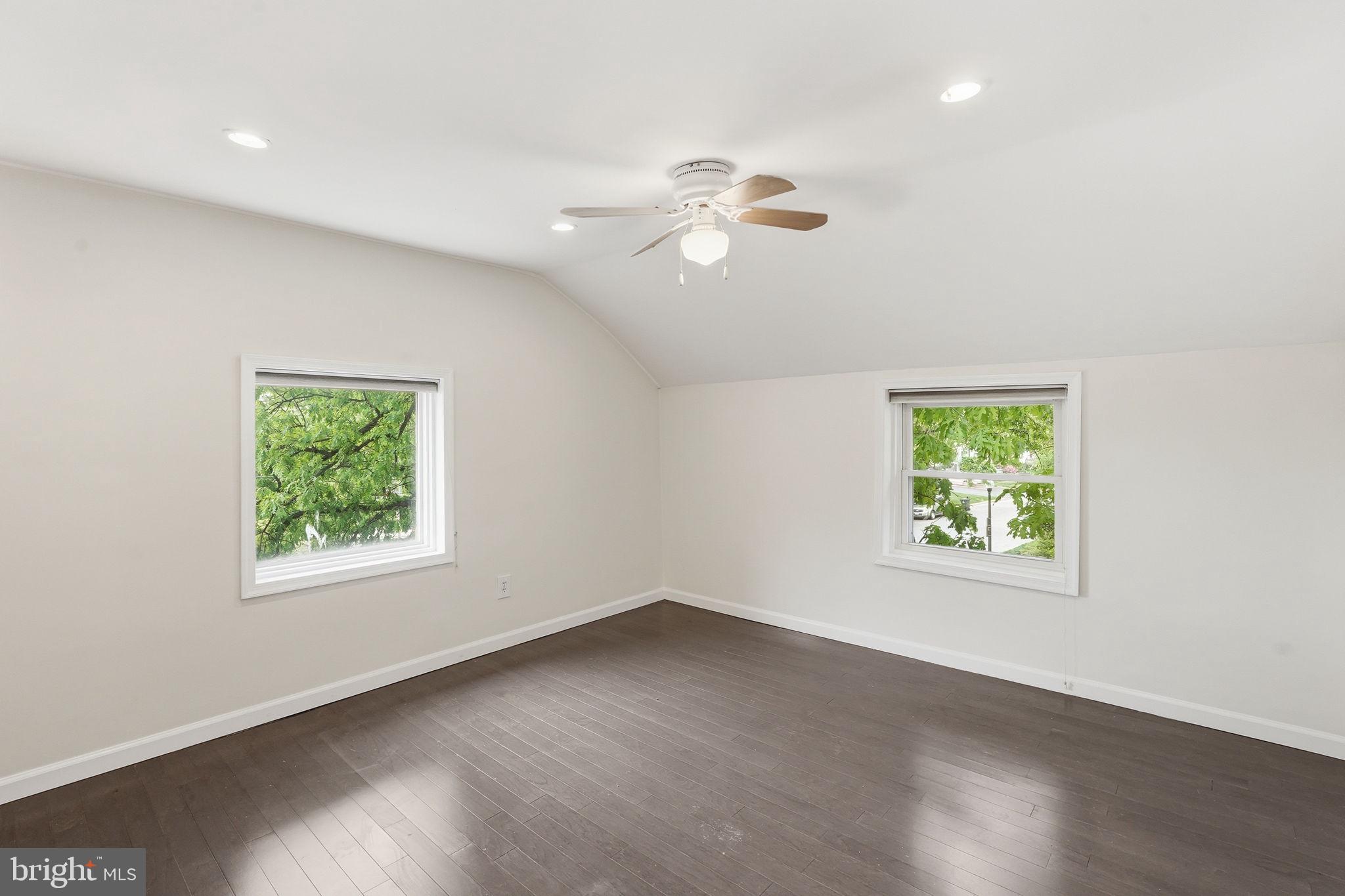 COLUMBIA FOREST - Residential