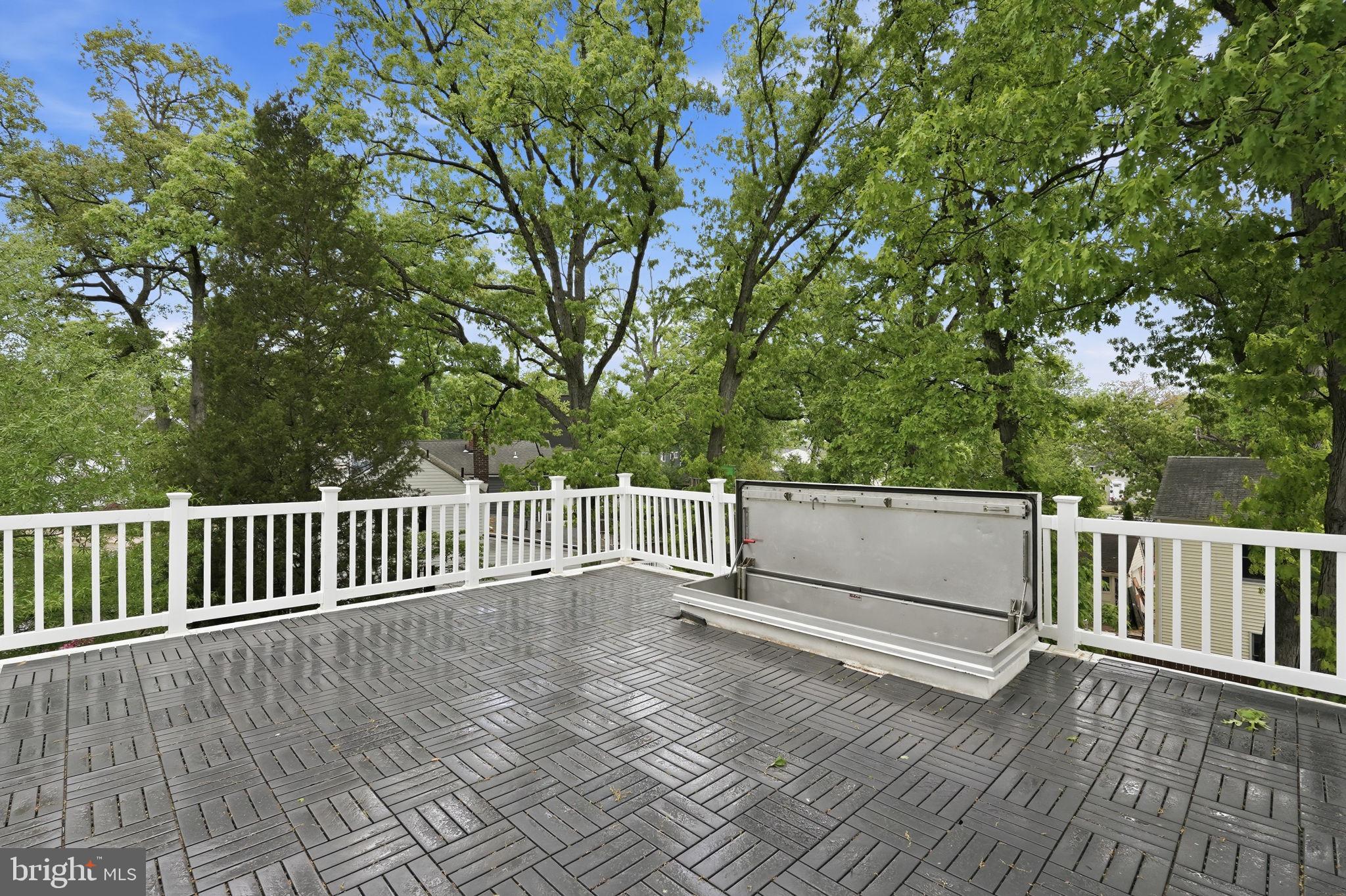 COLUMBIA FOREST - Residential