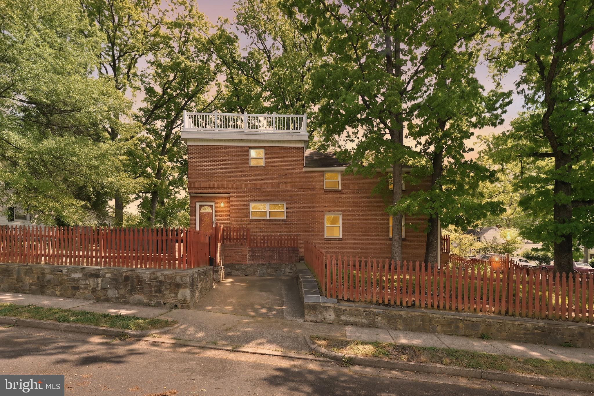 COLUMBIA FOREST - Residential