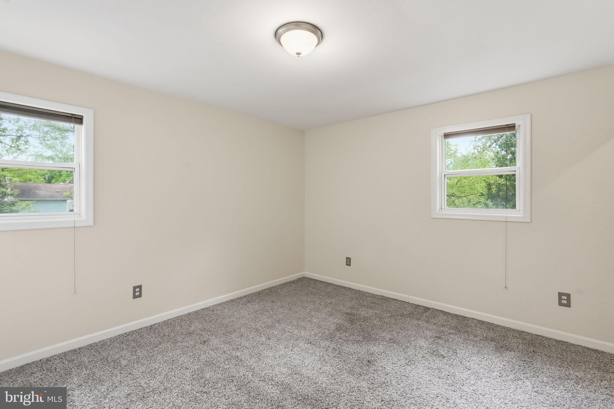 COLUMBIA FOREST - Residential