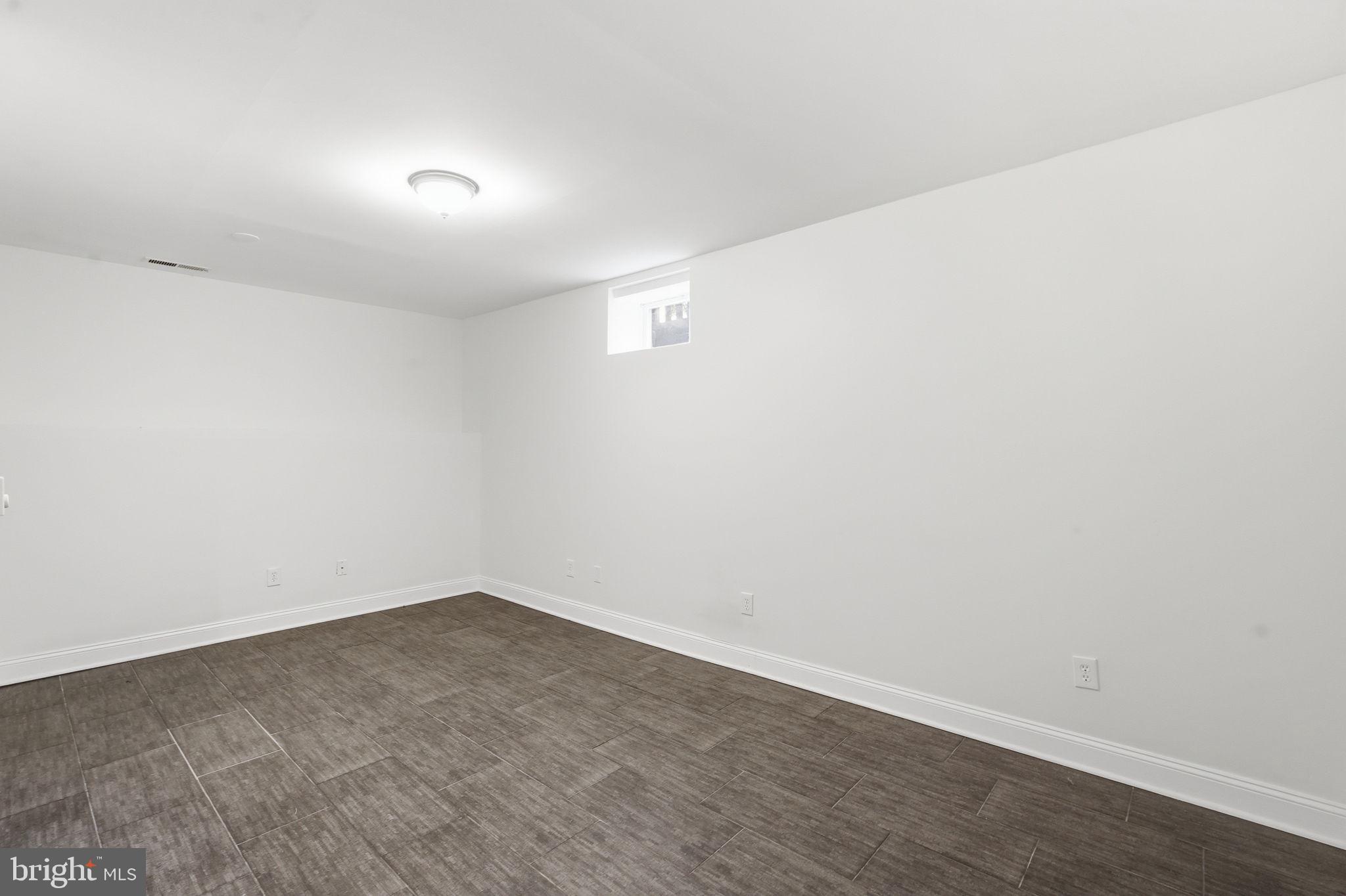 COLUMBIA FOREST - Residential