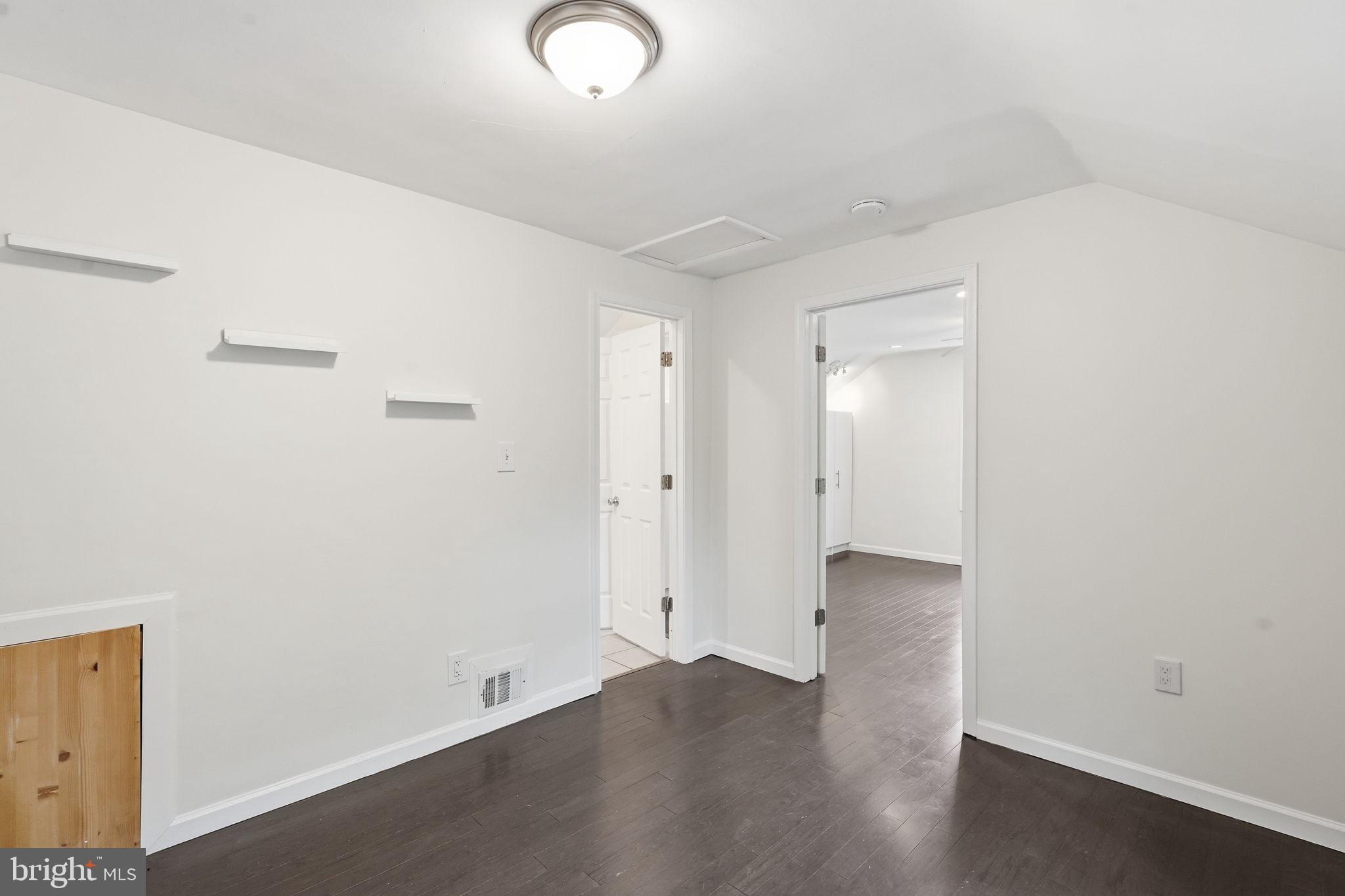 COLUMBIA FOREST - Residential