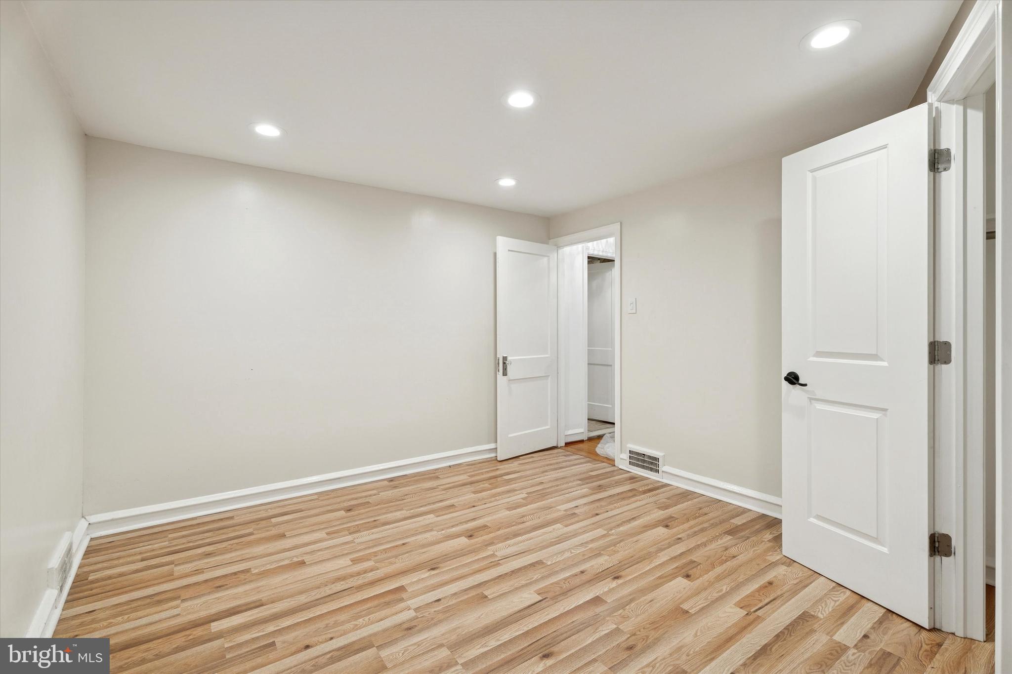 CHELTENHAM - Residential