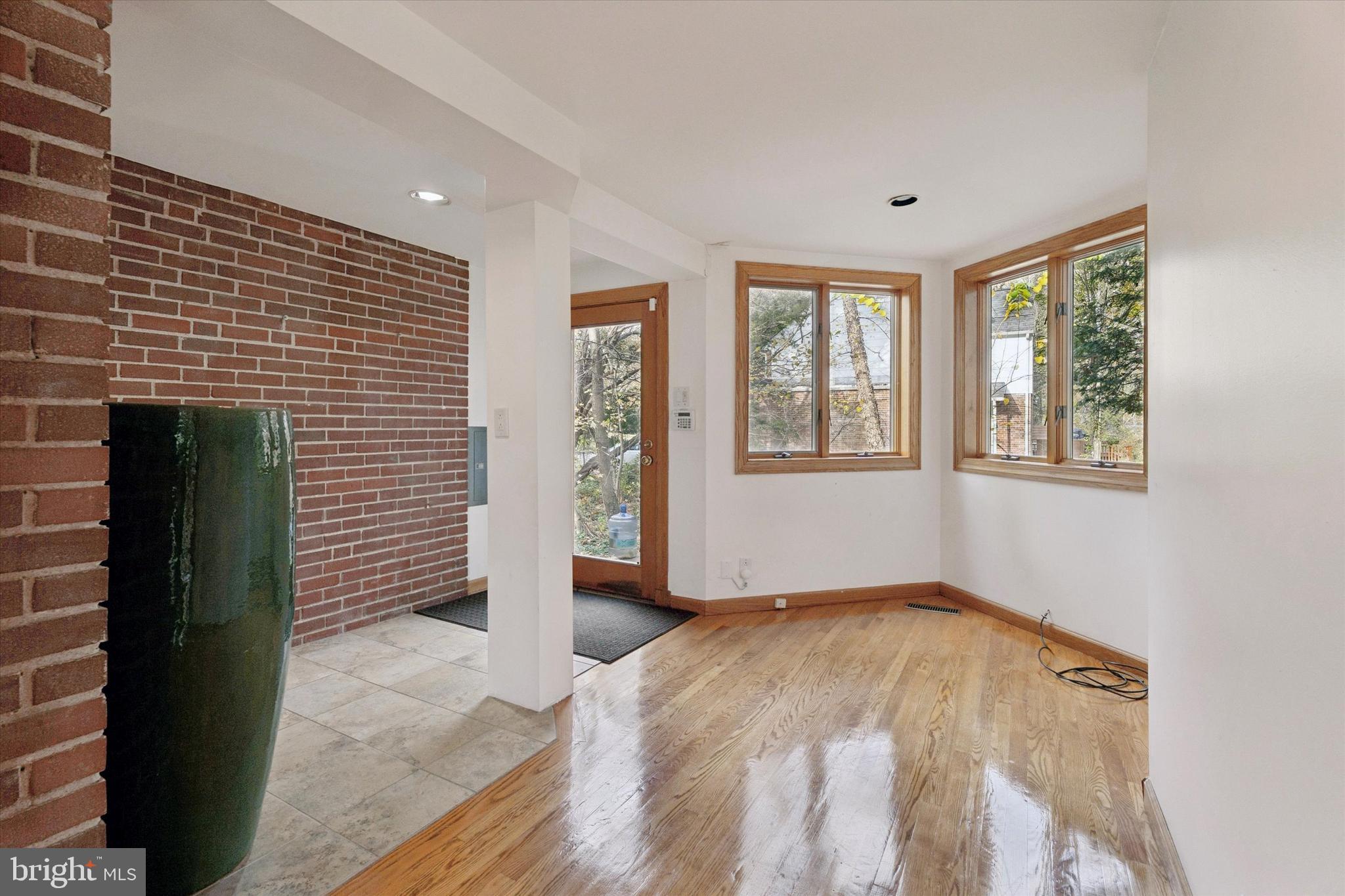 CHELTENHAM - Residential