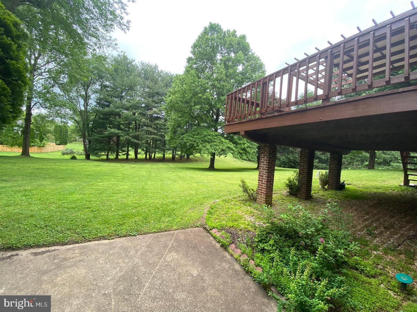 RIVERSIDE MEADOWS - Residential Lease