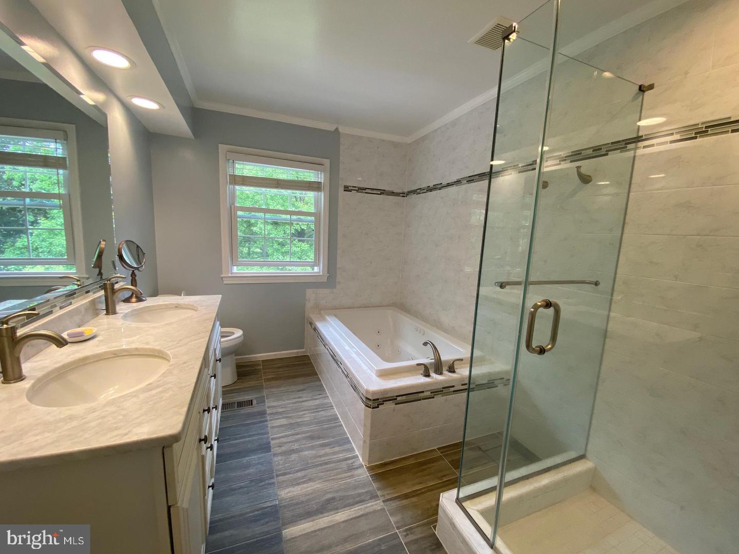 RIVERSIDE MEADOWS - Residential Lease