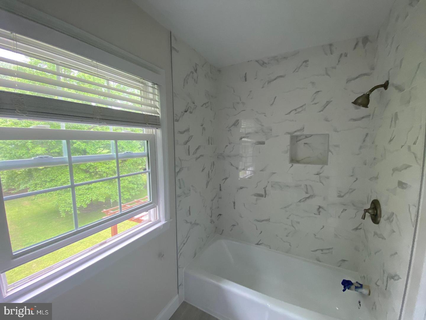 RIVERSIDE MEADOWS - Residential Lease