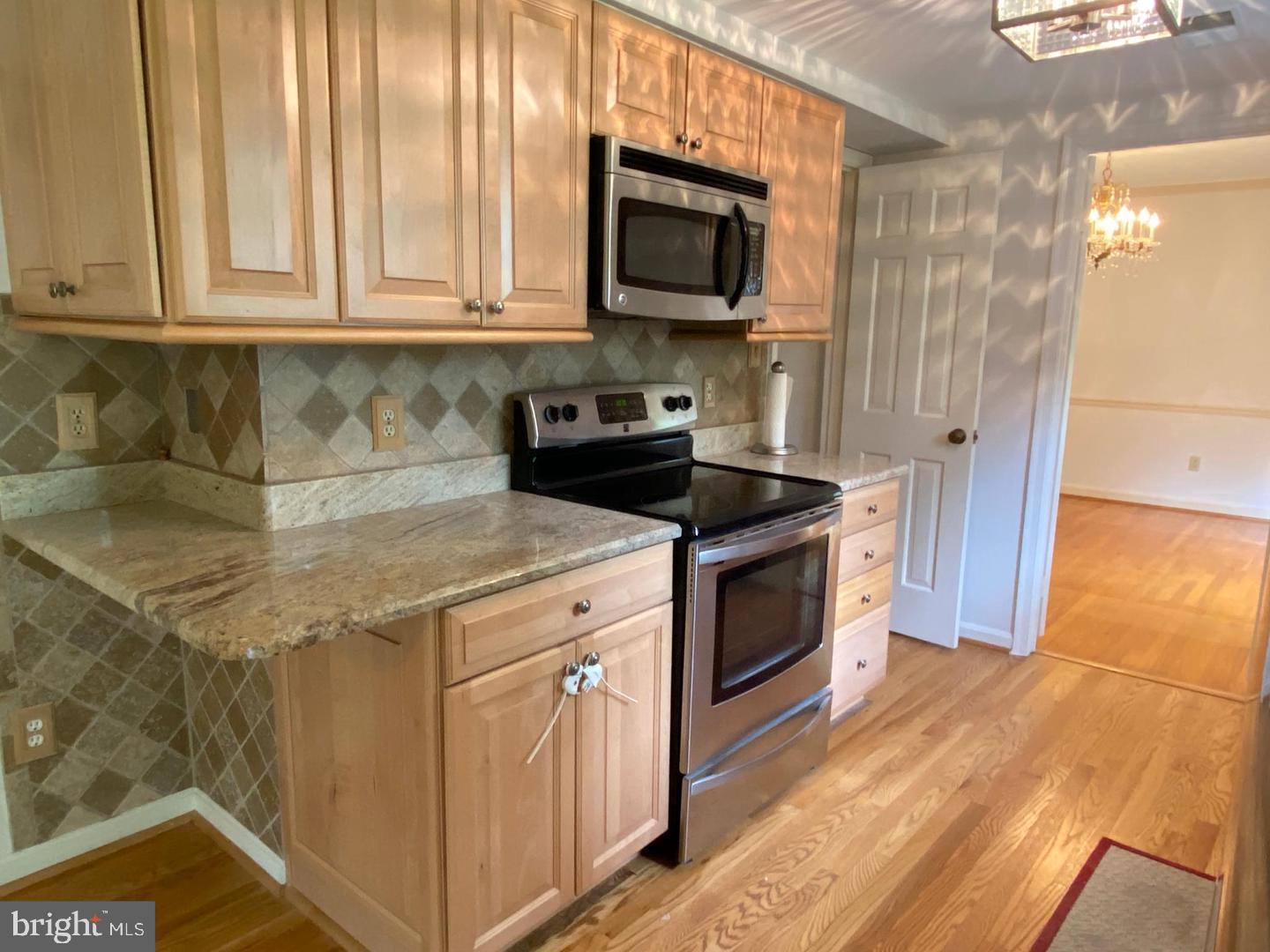 RIVERSIDE MEADOWS - Residential Lease