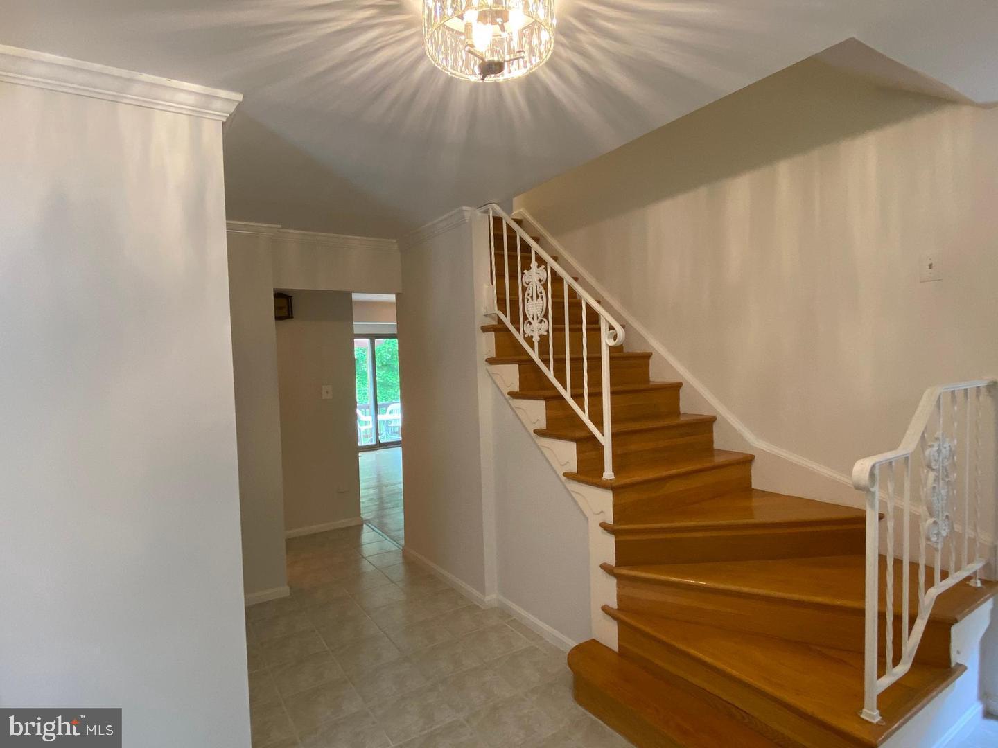 RIVERSIDE MEADOWS - Residential Lease