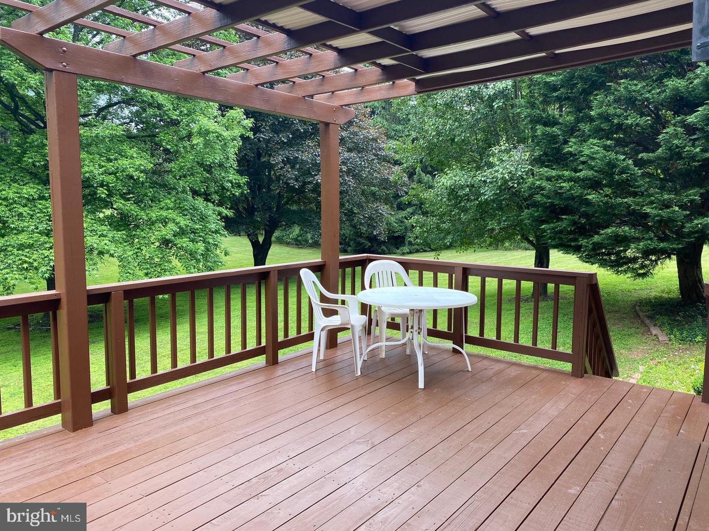 RIVERSIDE MEADOWS - Residential Lease