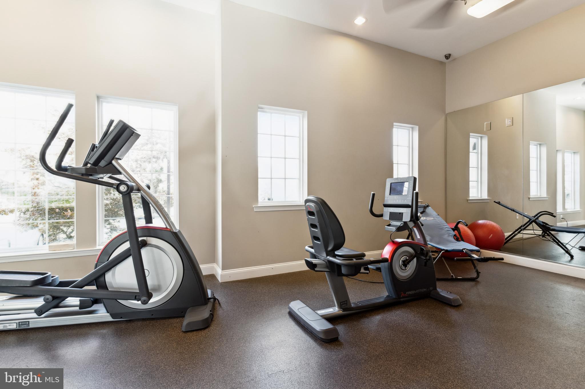 THE ADDISON AT ST PAUL - Residential