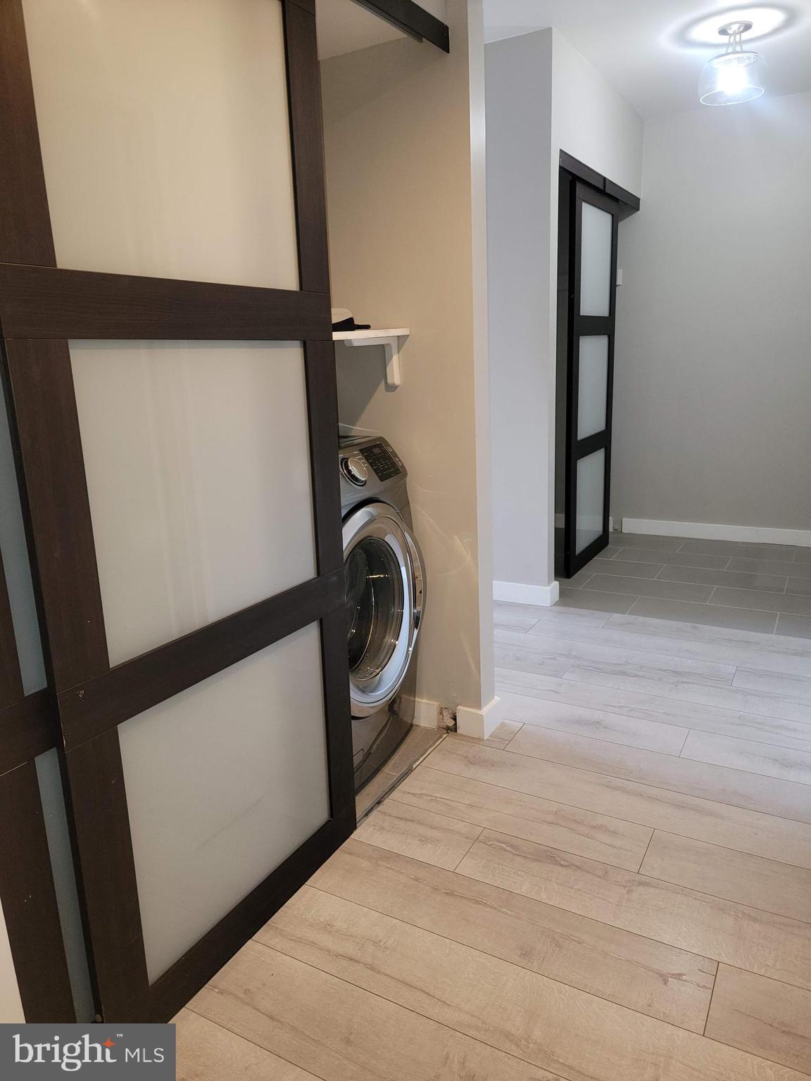 HAWTHORNE VILLAGE - Residential Lease