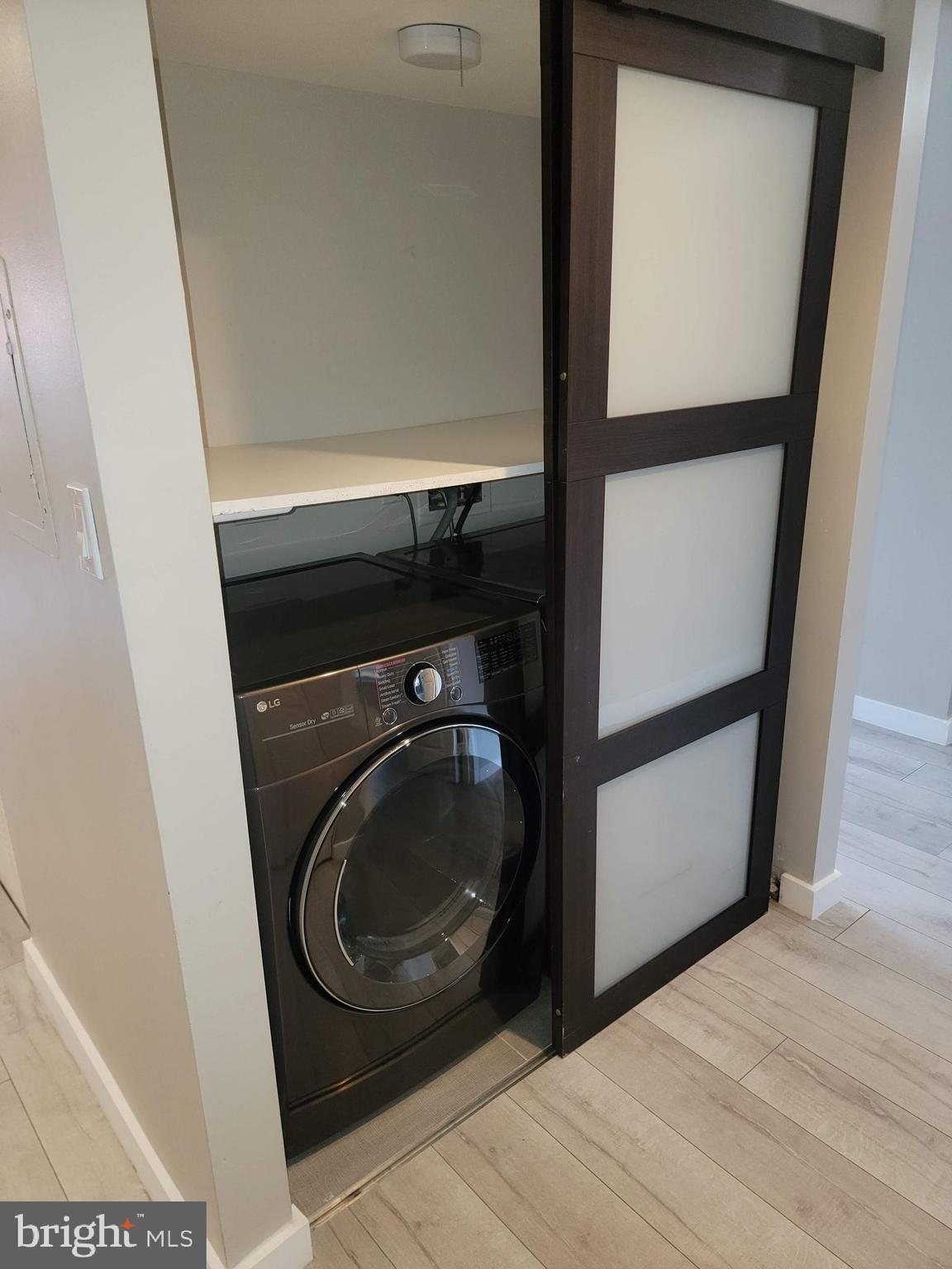 HAWTHORNE VILLAGE - Residential Lease