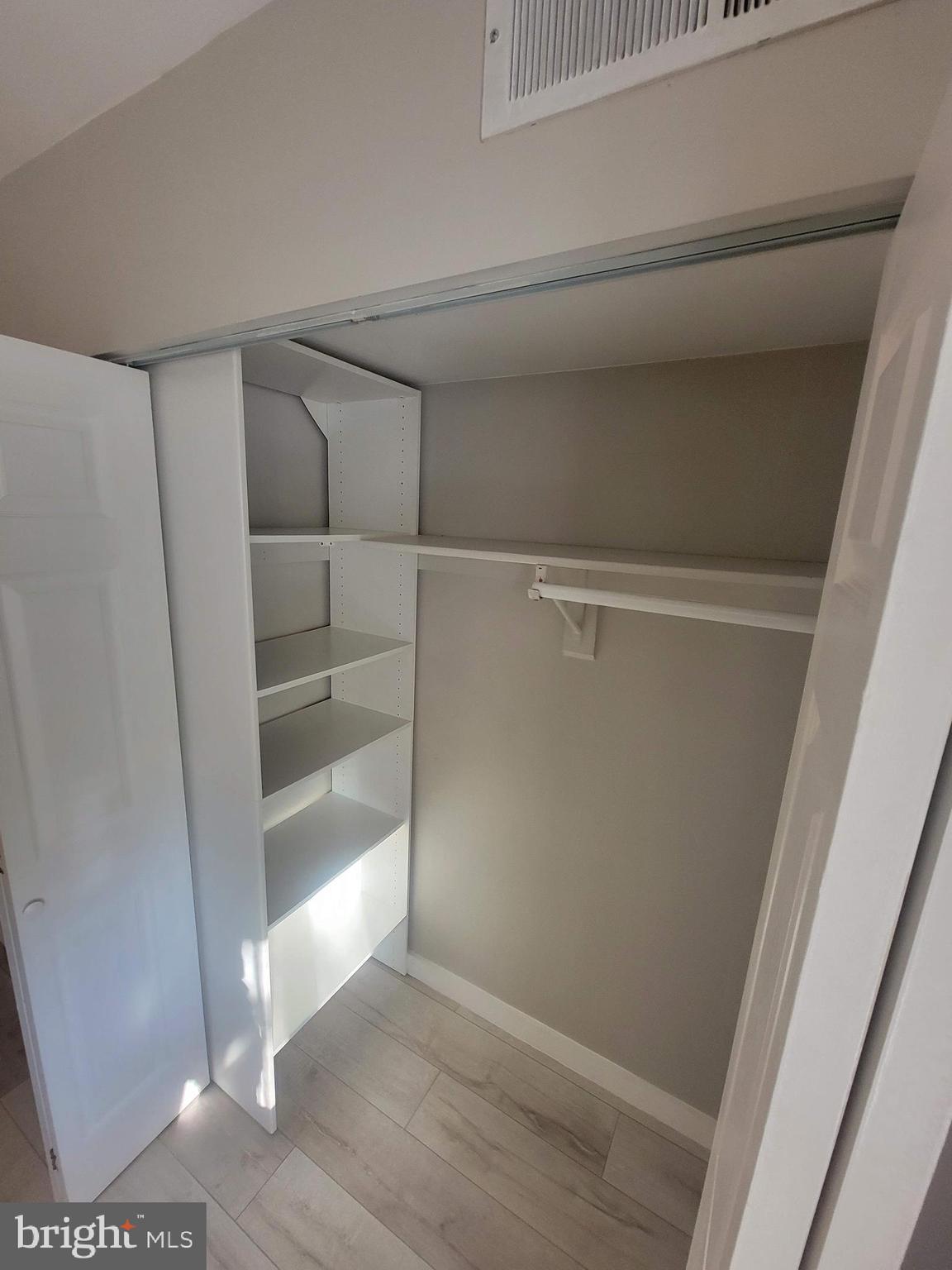 HAWTHORNE VILLAGE - Residential Lease