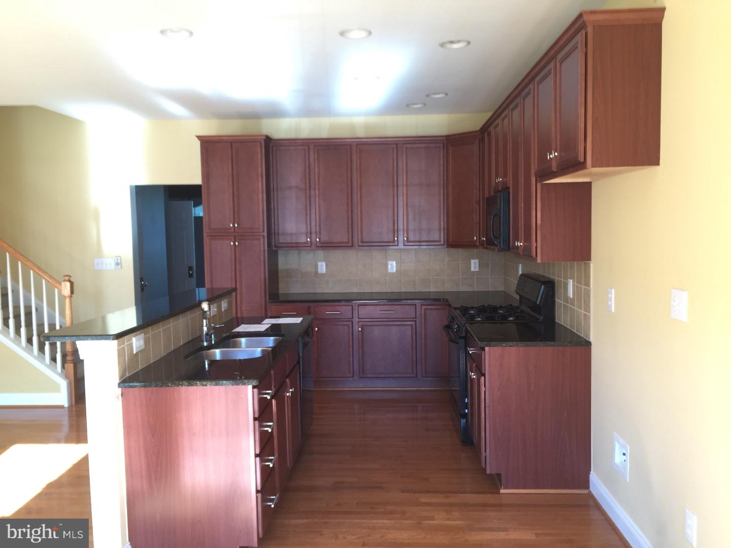 ARBOR POINT - Residential