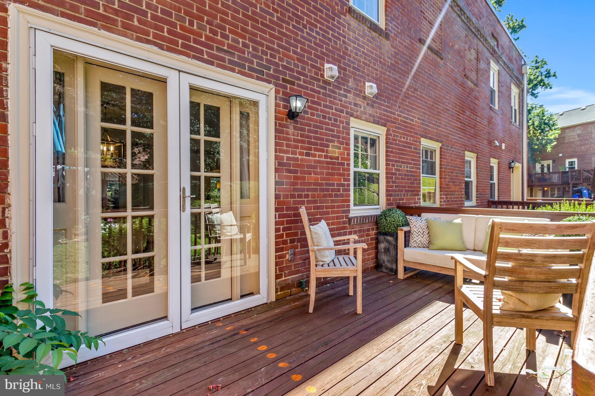 KENWOOD FOREST - Residential