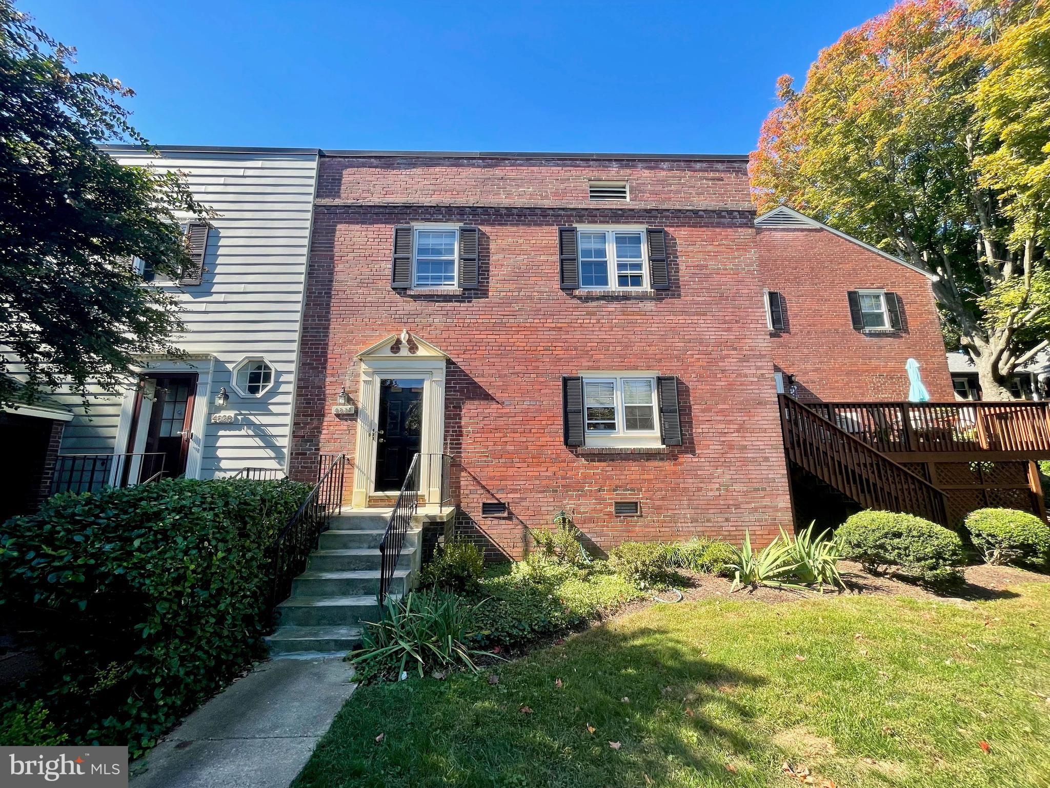 KENWOOD FOREST - Residential