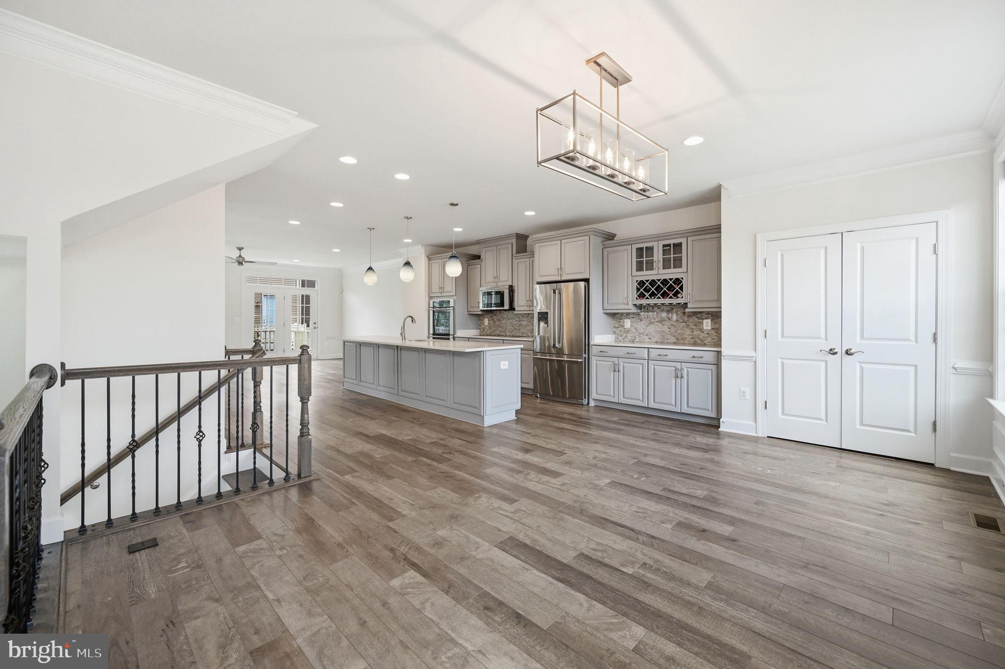 8808 ENGLEWOOD FARMS DRIVE