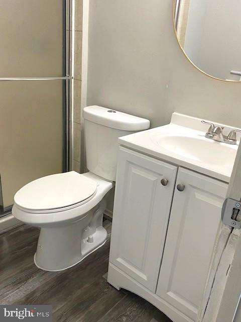 SHADOW OAK - Residential Lease