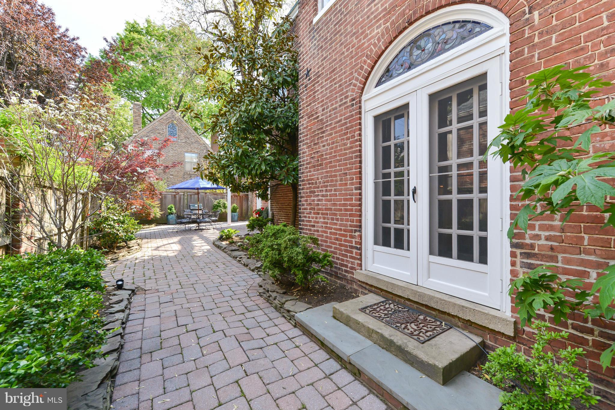 OLD TOWN - Residential