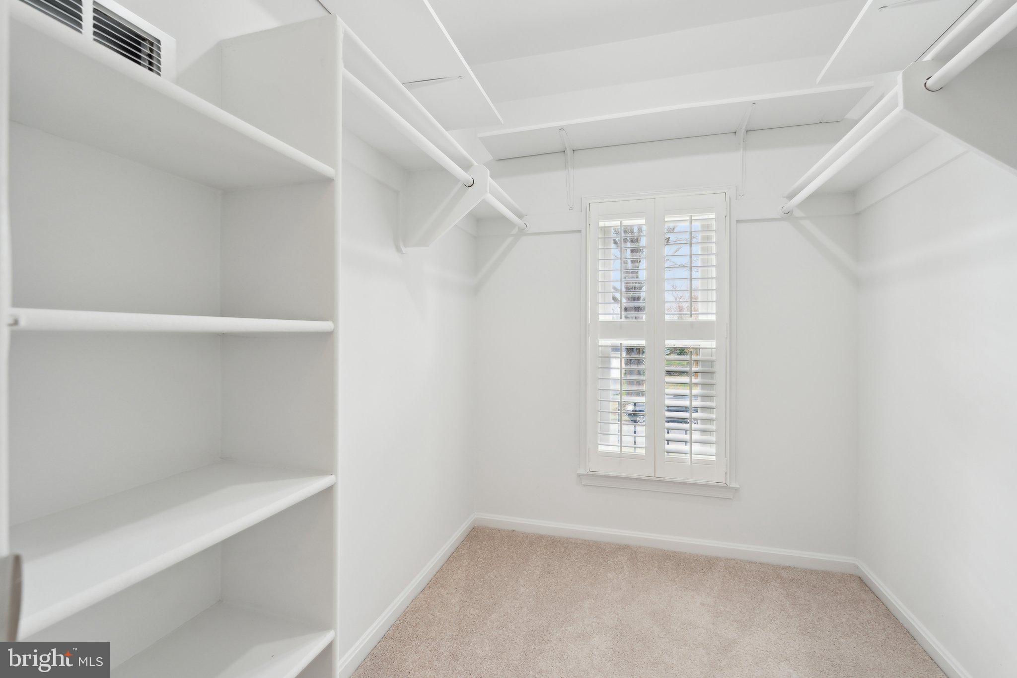 NORBECK ESTATES - Residential