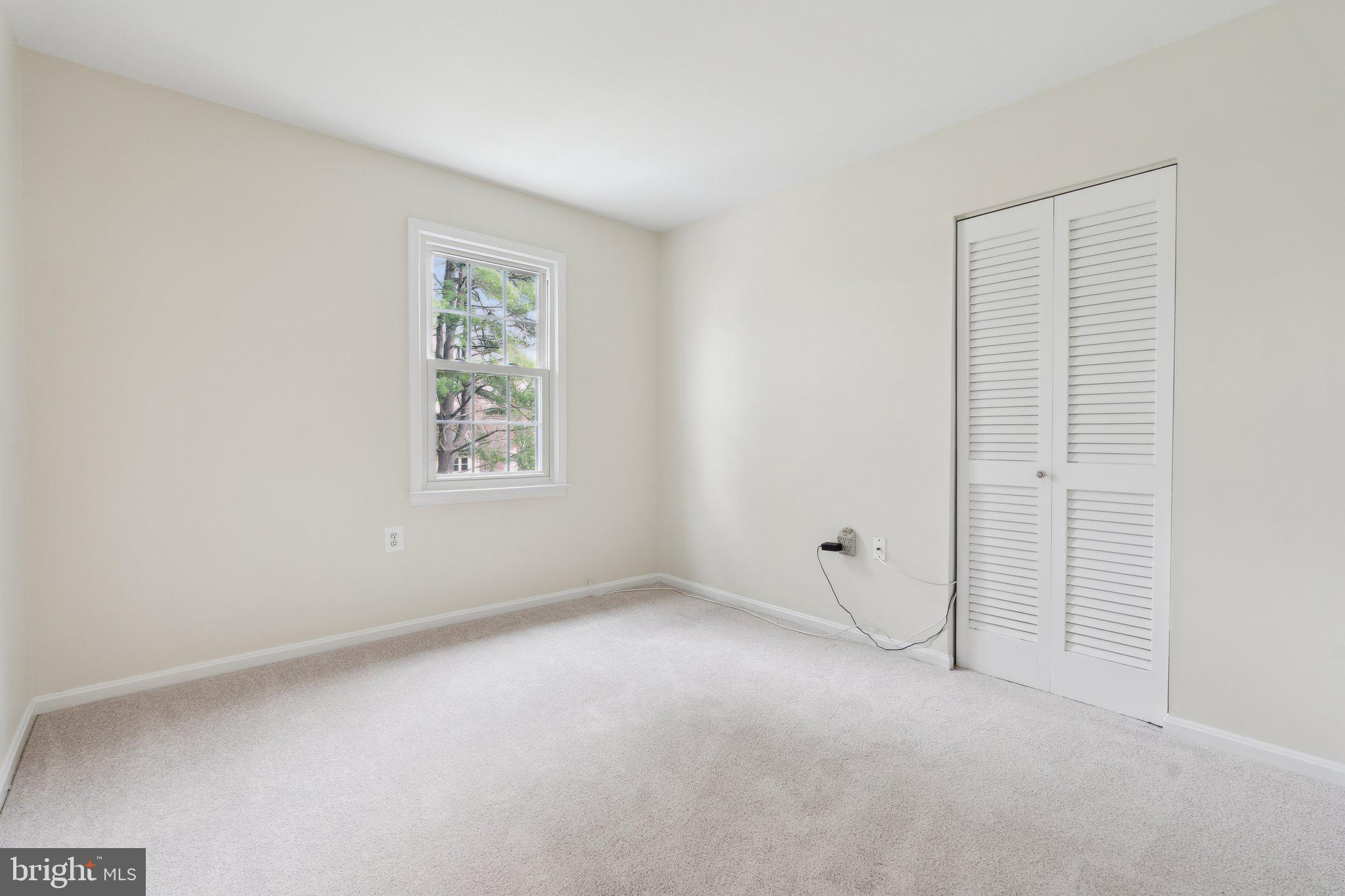 NORBECK ESTATES - Residential