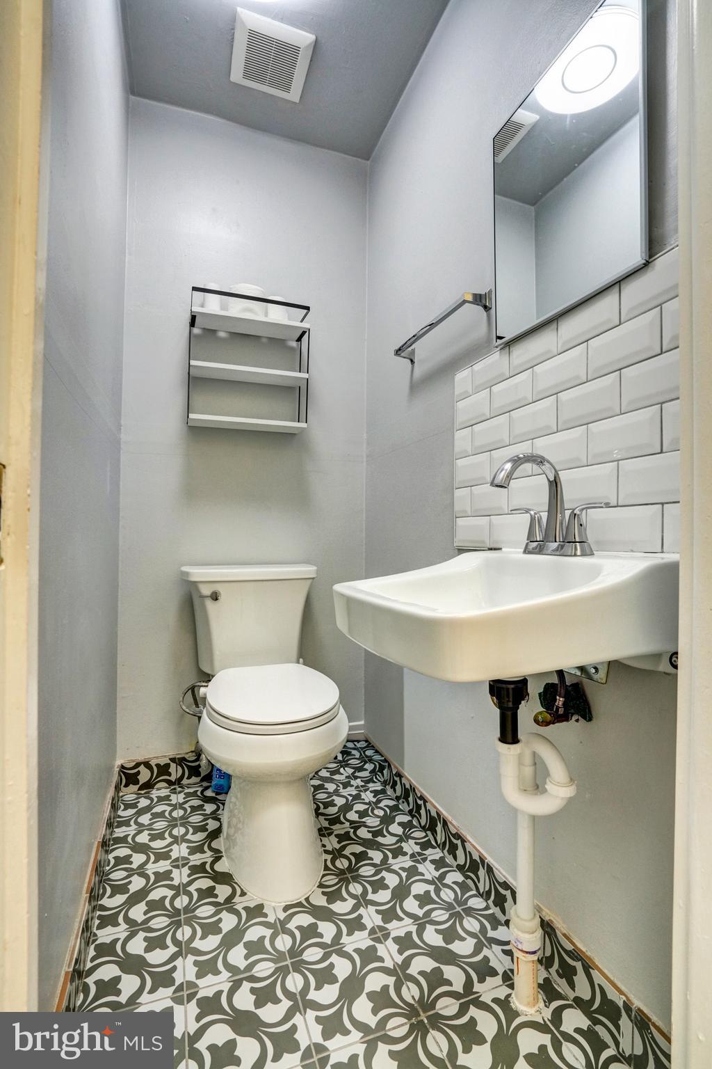 SOMERTON - Residential