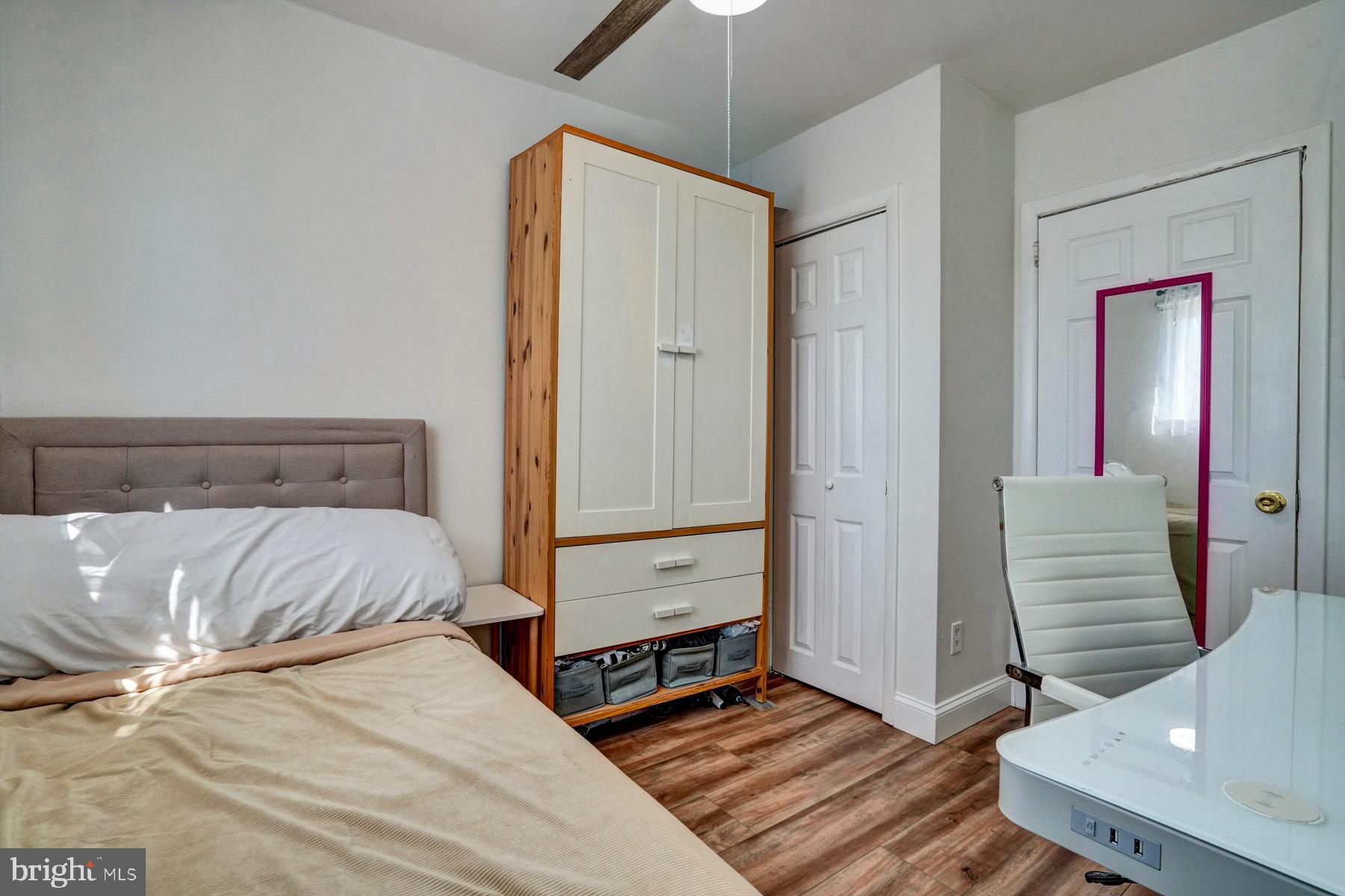 SOMERTON - Residential