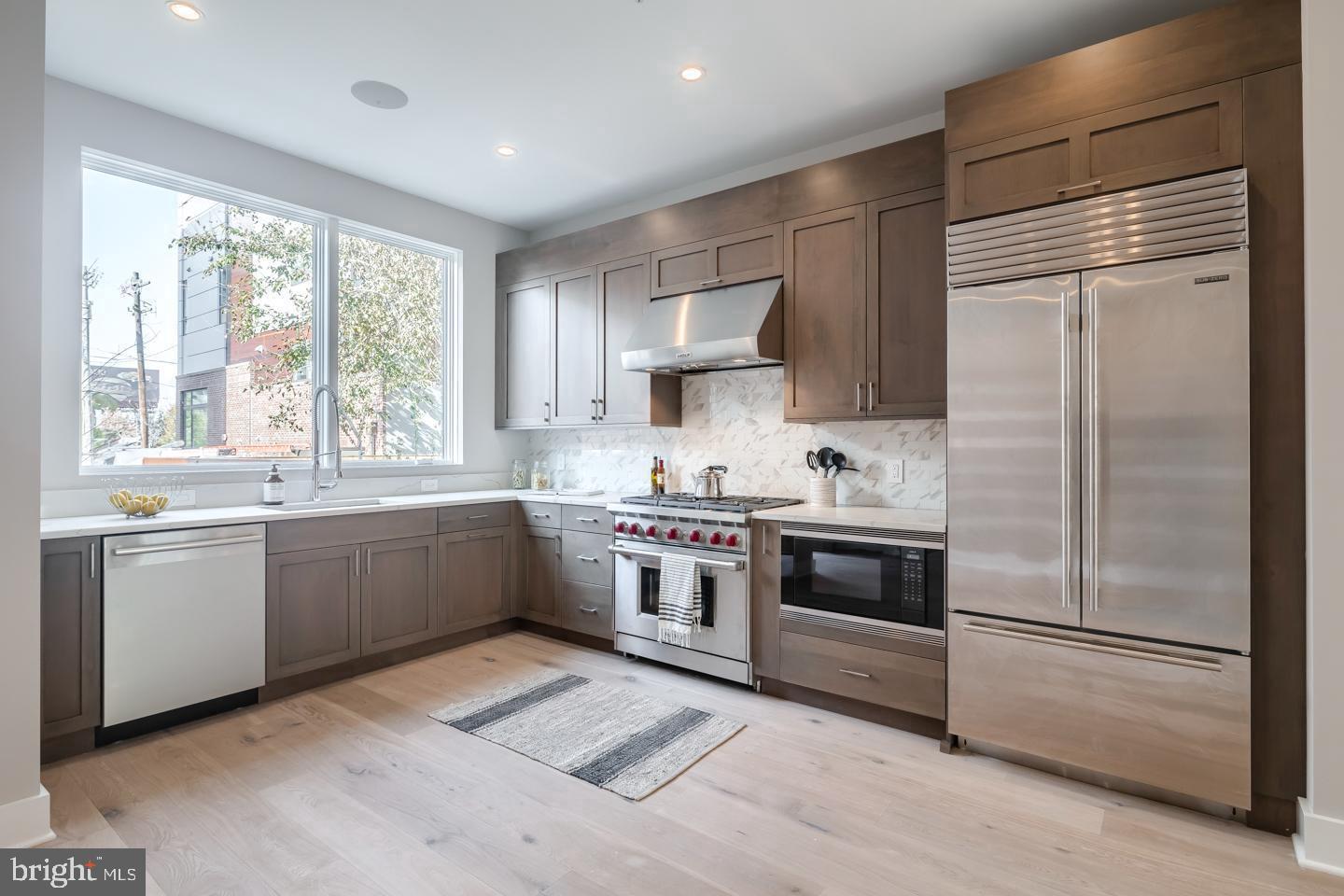 LOGAN SQUARE - Residential Lease